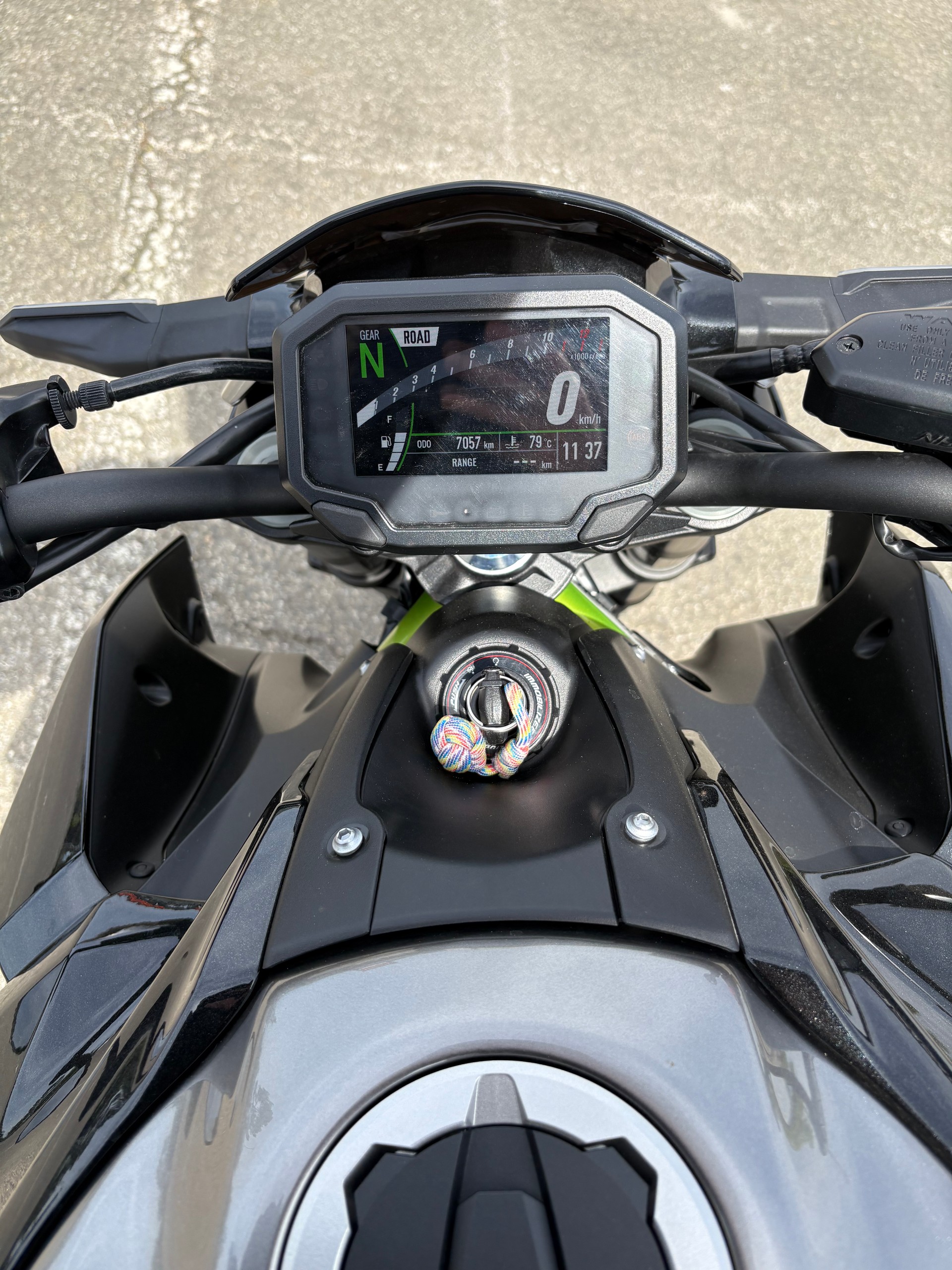 KAWASAKI Z 900-image-6