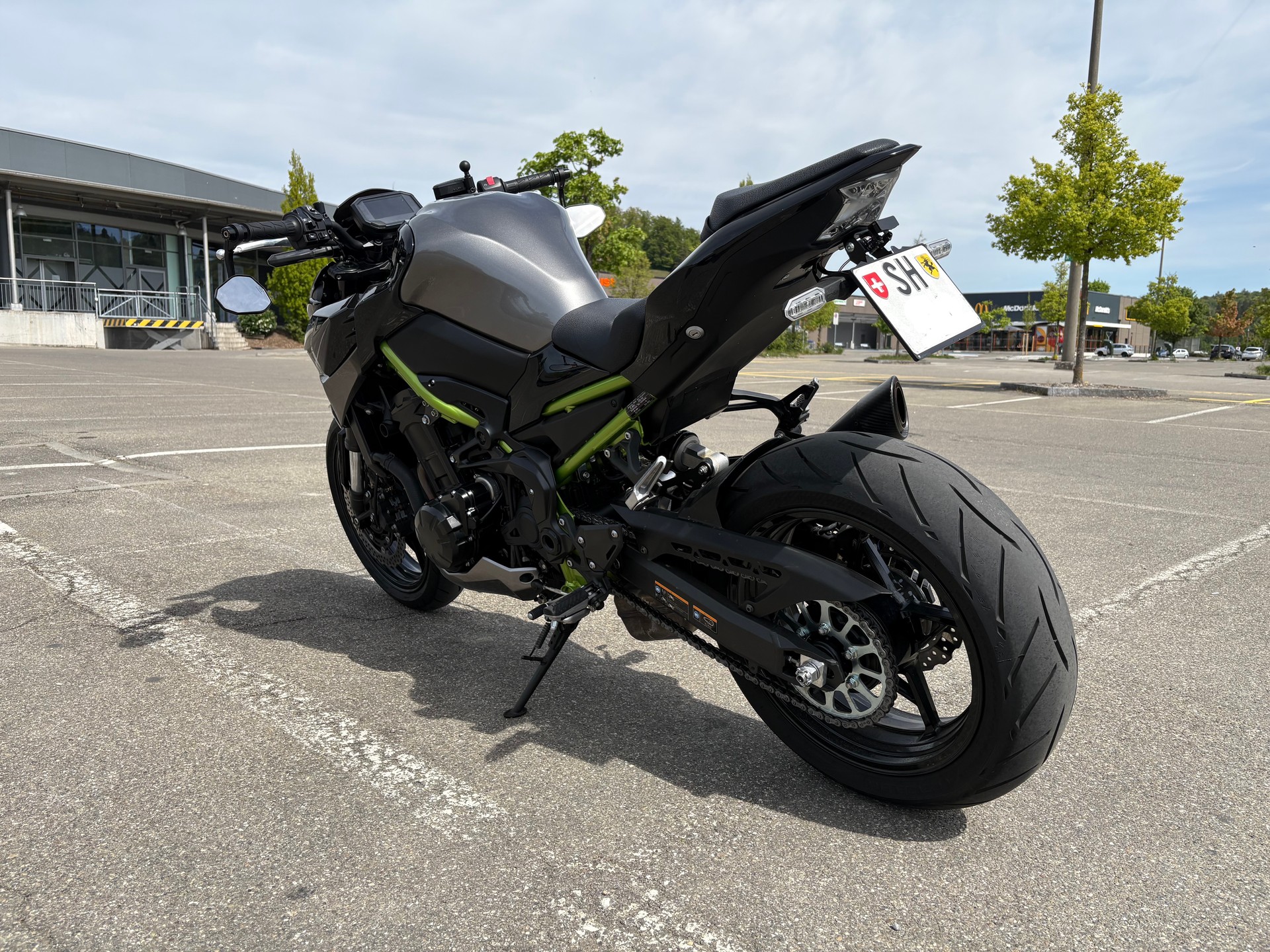 KAWASAKI Z 900-image-3