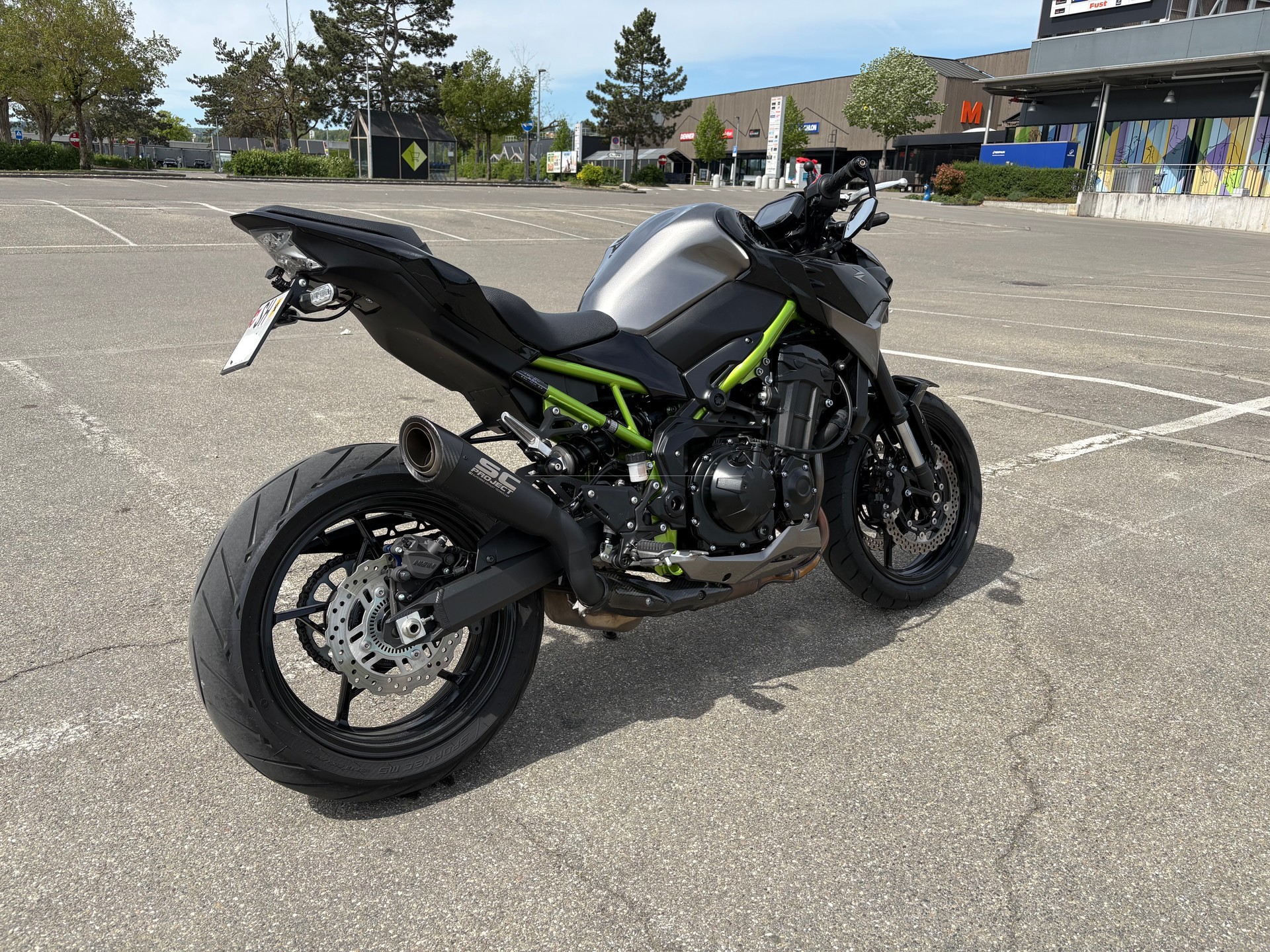 KAWASAKI Z 900-image-0