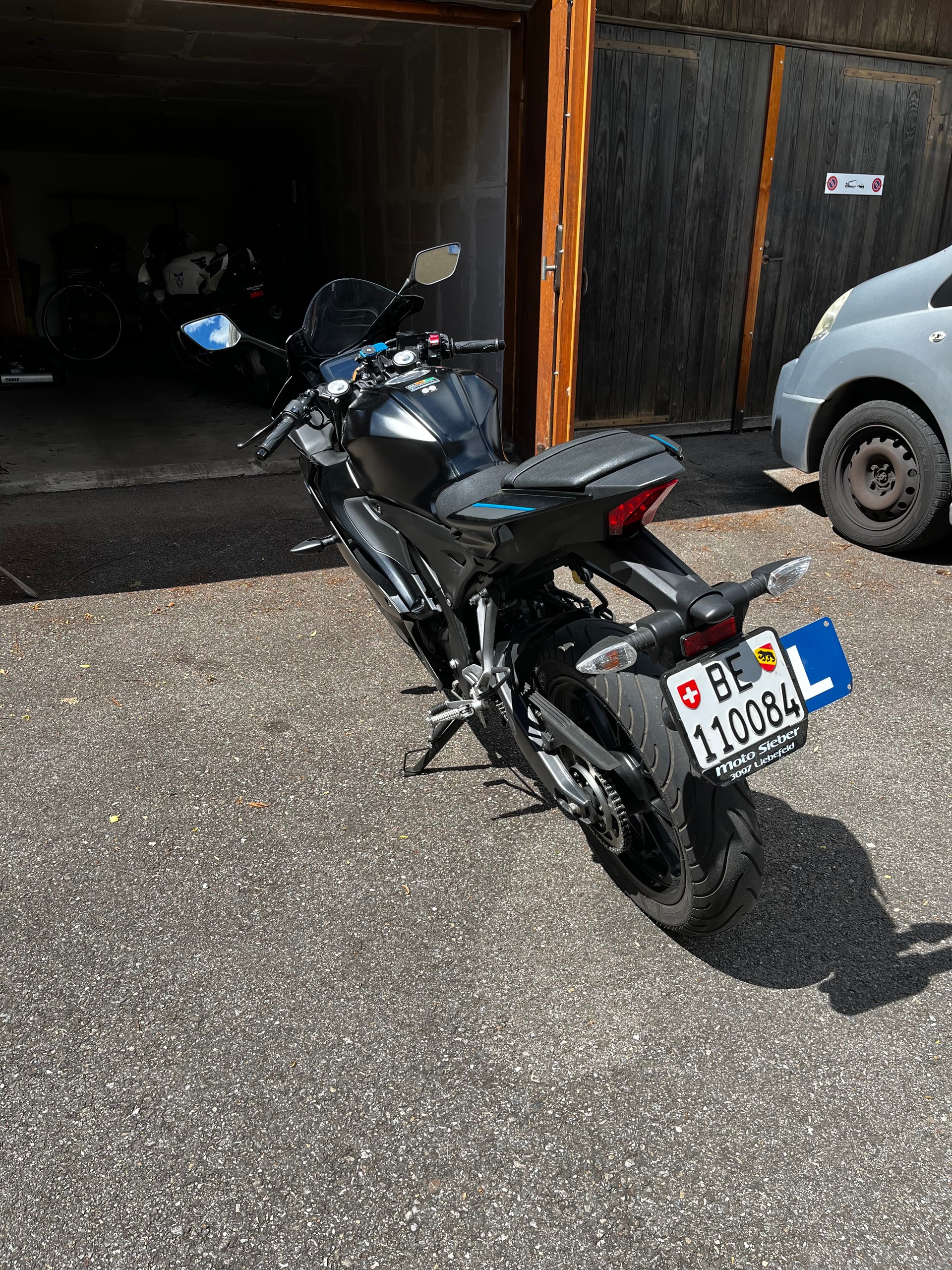 YAMAHA YZF-R 125 ABS-image-6