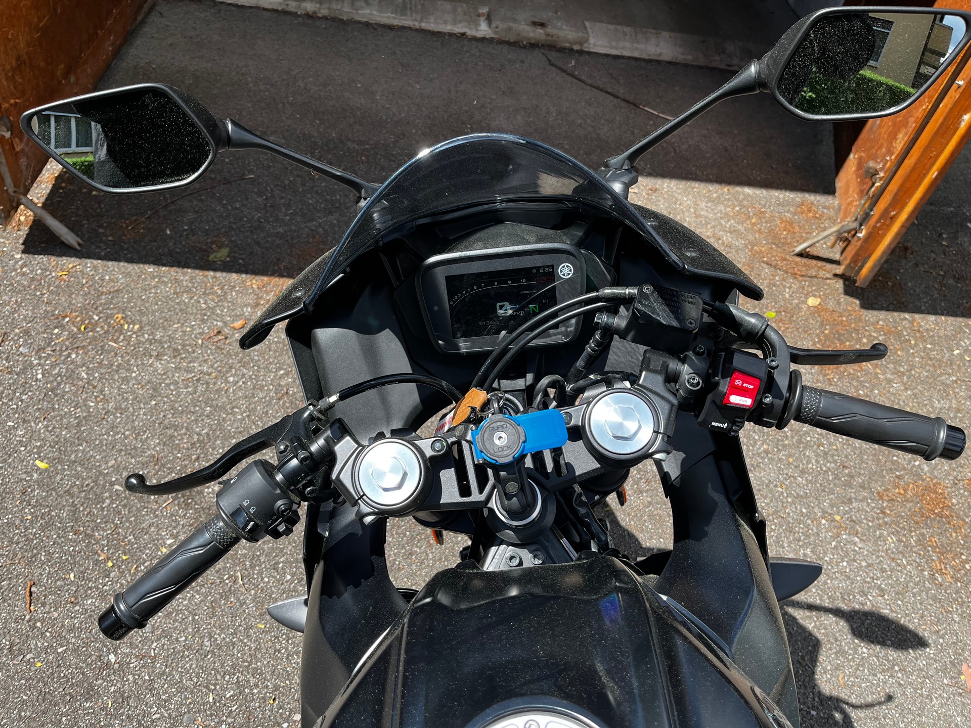 YAMAHA YZF-R 125 ABS-image-2