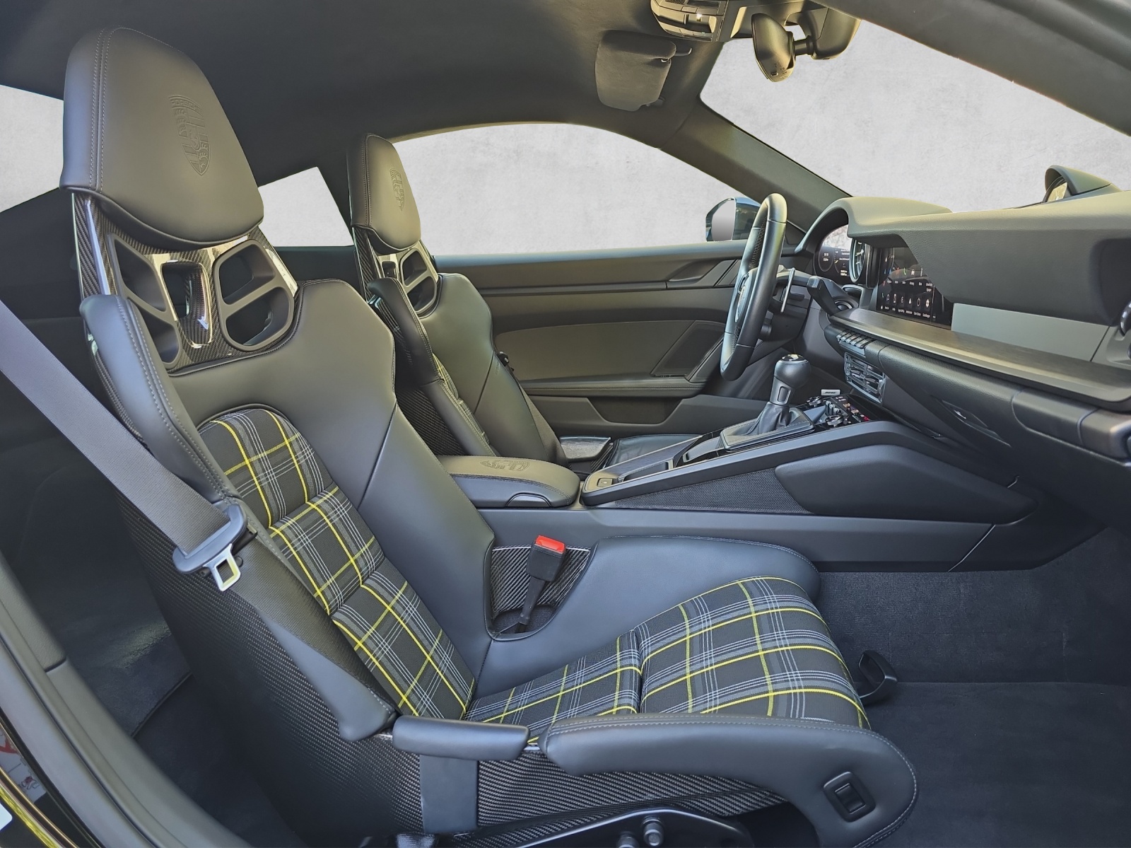 PORSCHE 911 GT3 Touring PDK-image-10