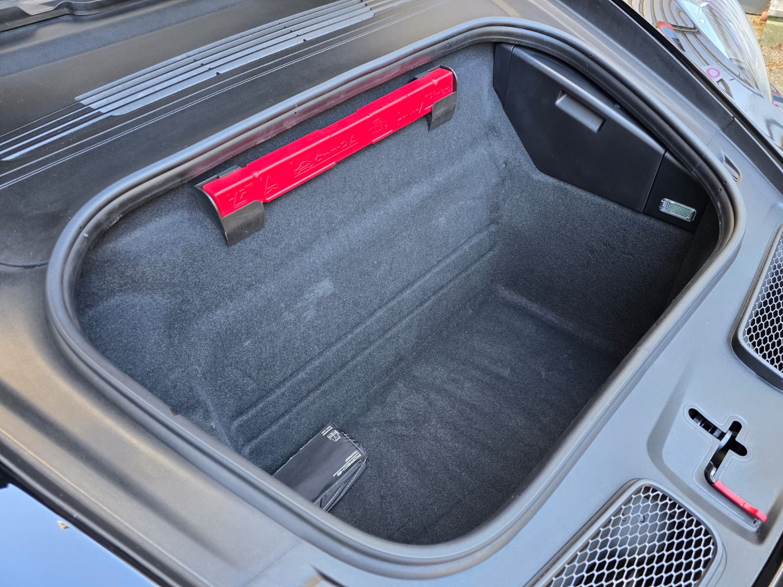 PORSCHE 911 GT3 Touring PDK-image-13