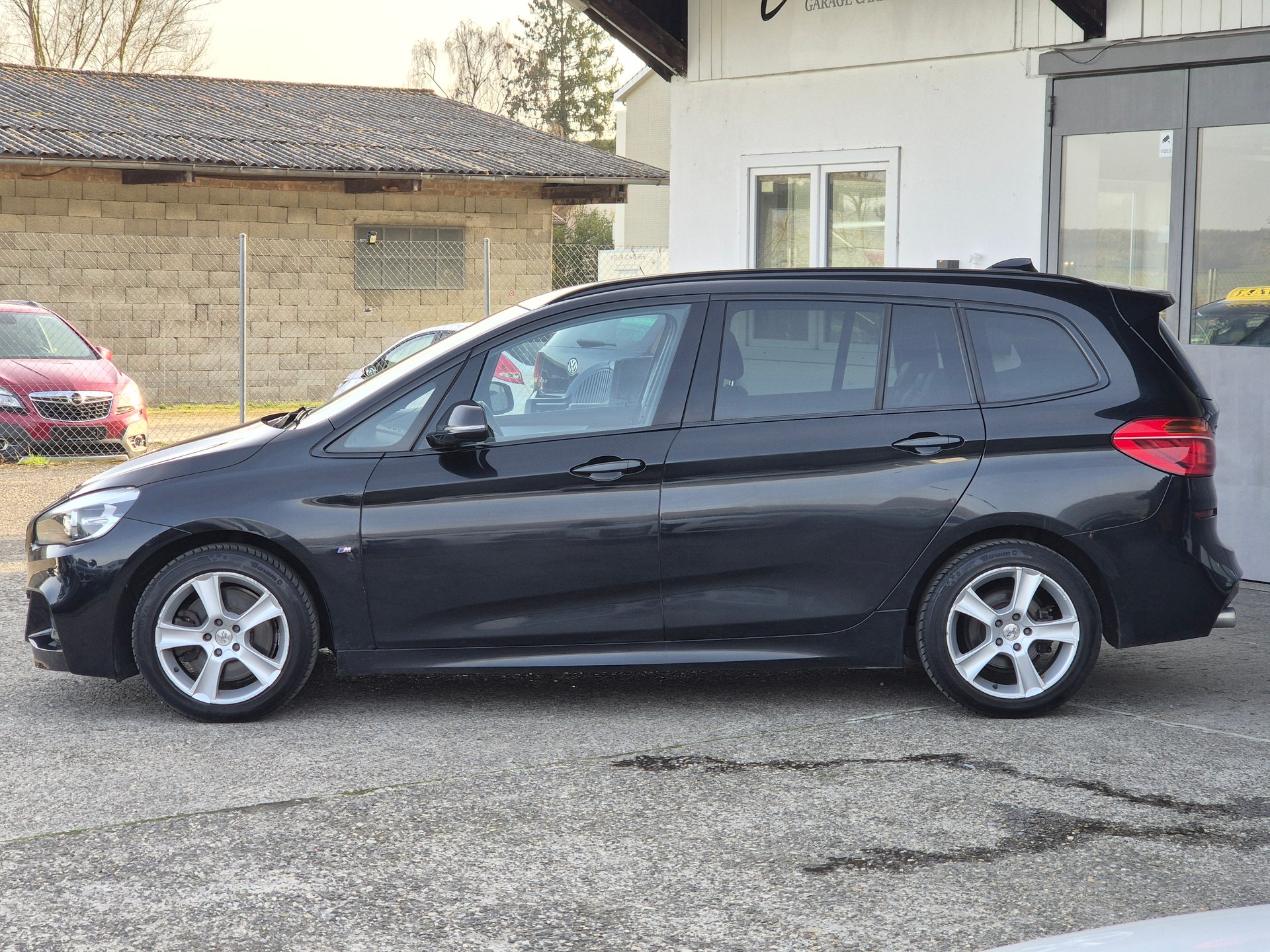 BMW 220d xDrive Gran Tourer M Sport Steptronic-image-9