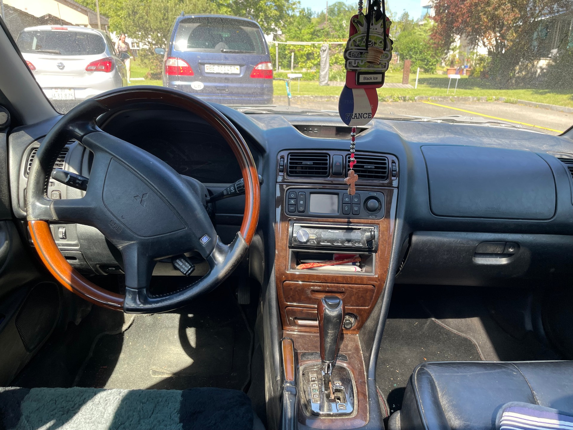 MITSUBISHI 2.5 V6 24V Edition-image-3