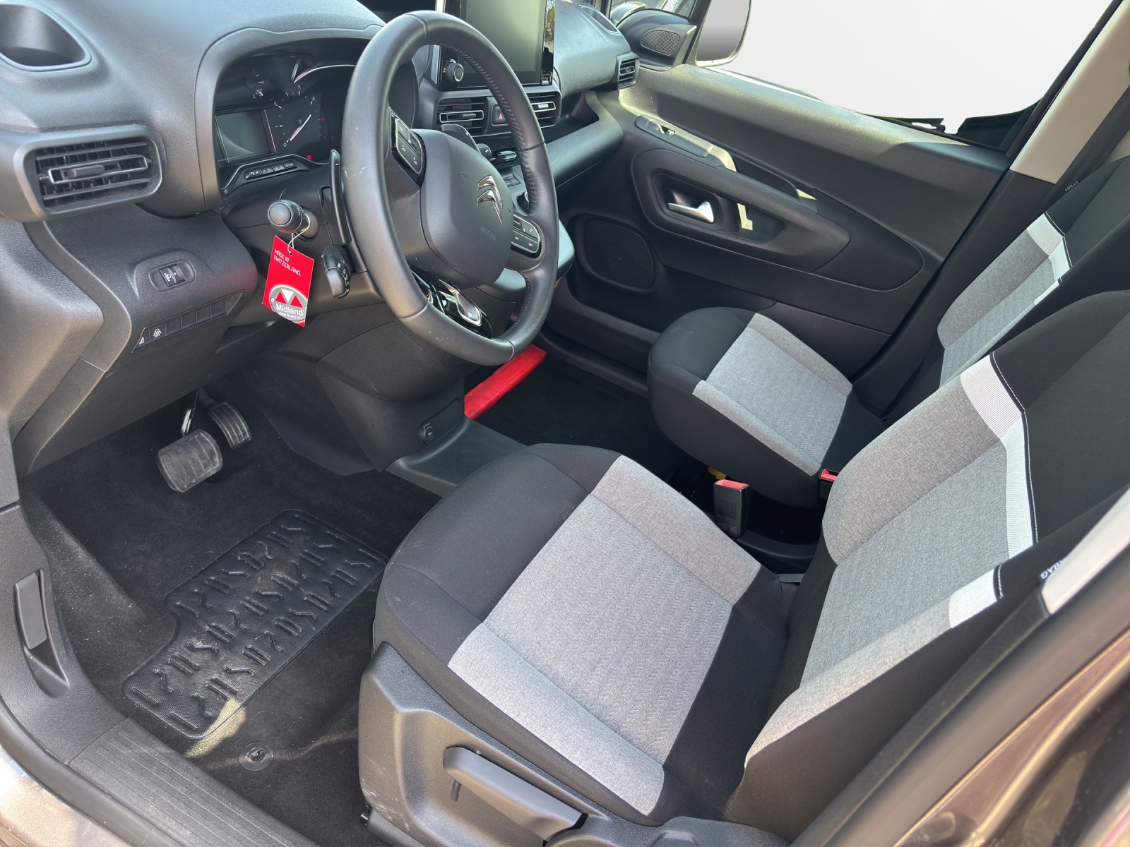 CITROEN Berlingo 1.5 BlueHDi 130 Shine-image-7
