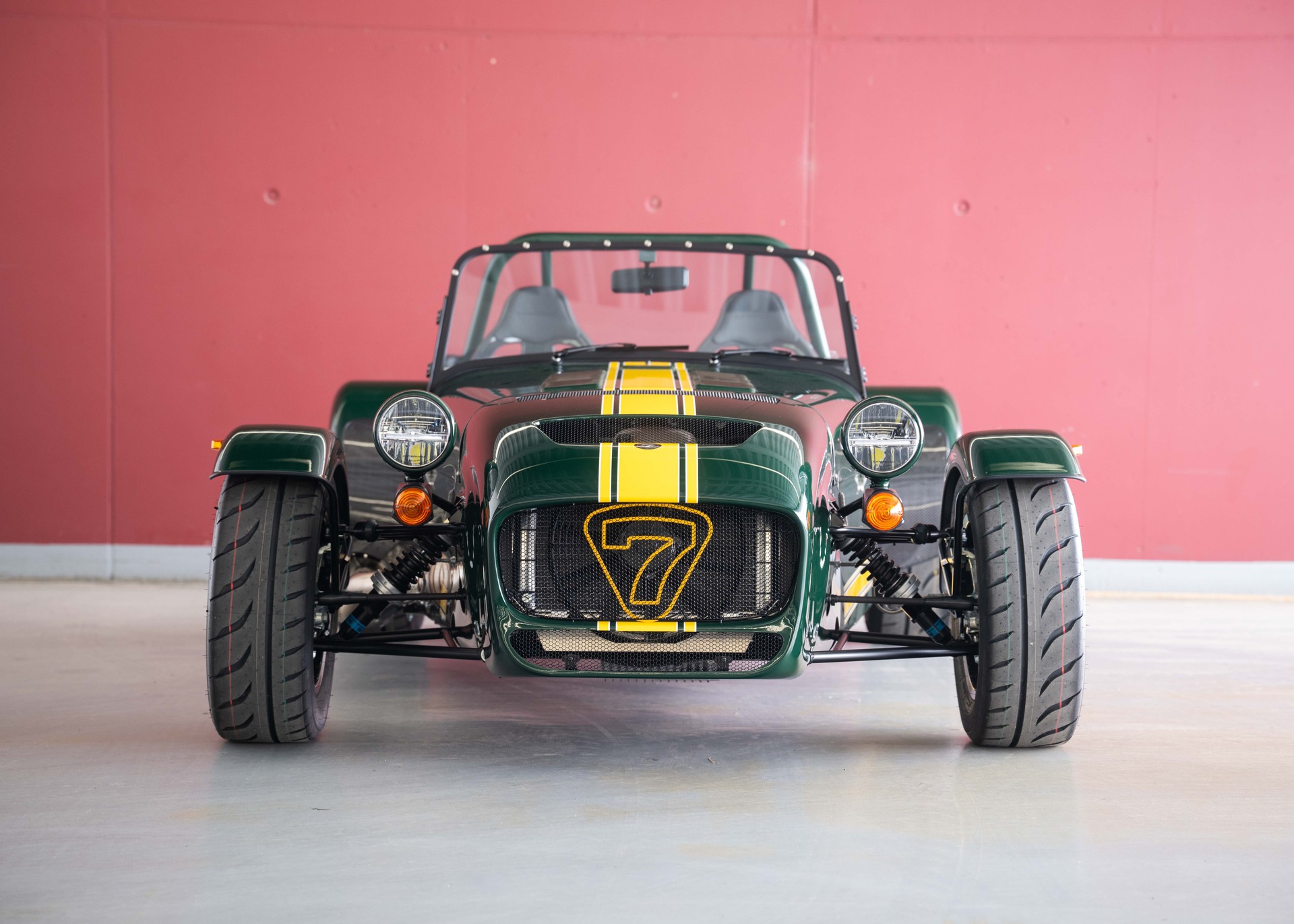 CATERHAM Seven 340R SV (MY26, Swiss new car, Vintage Green paint, 24-month factory warranty)-showroom-element-2