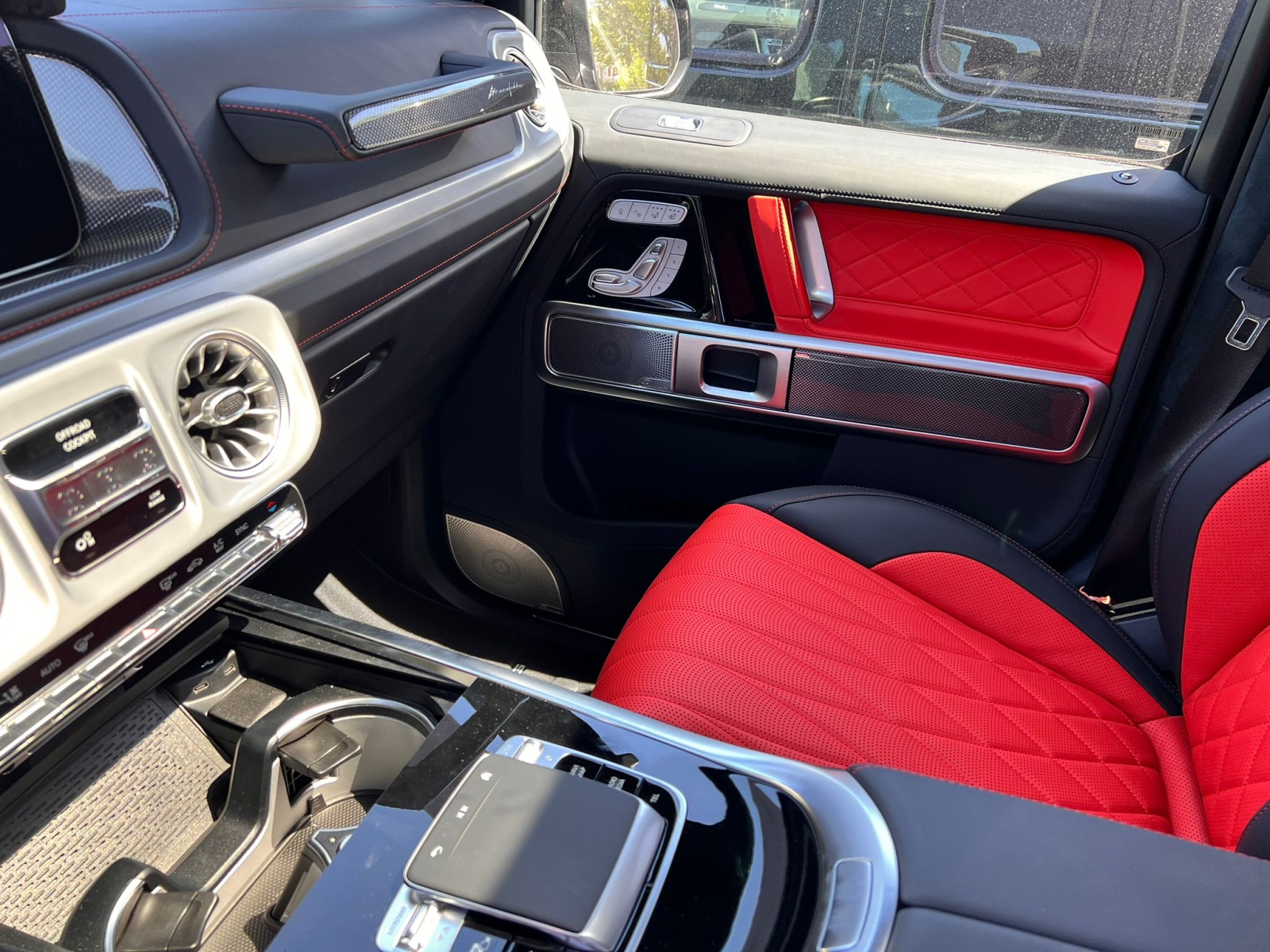 MERCEDES-BENZ G 63 AMG 9G-Tronic-image-9