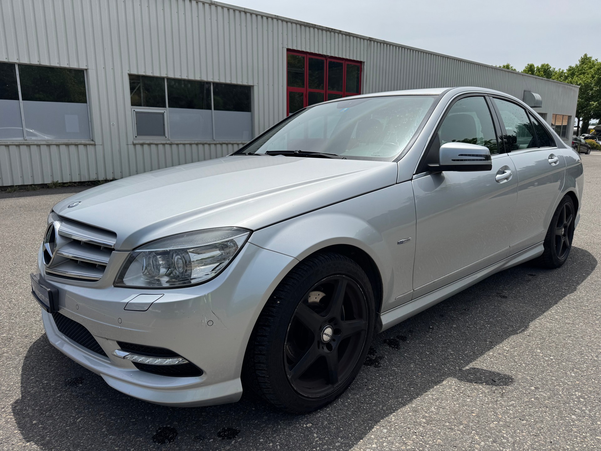 MERCEDES-BENZ C 250 CGI BlueEfficiency Elégance Automatic