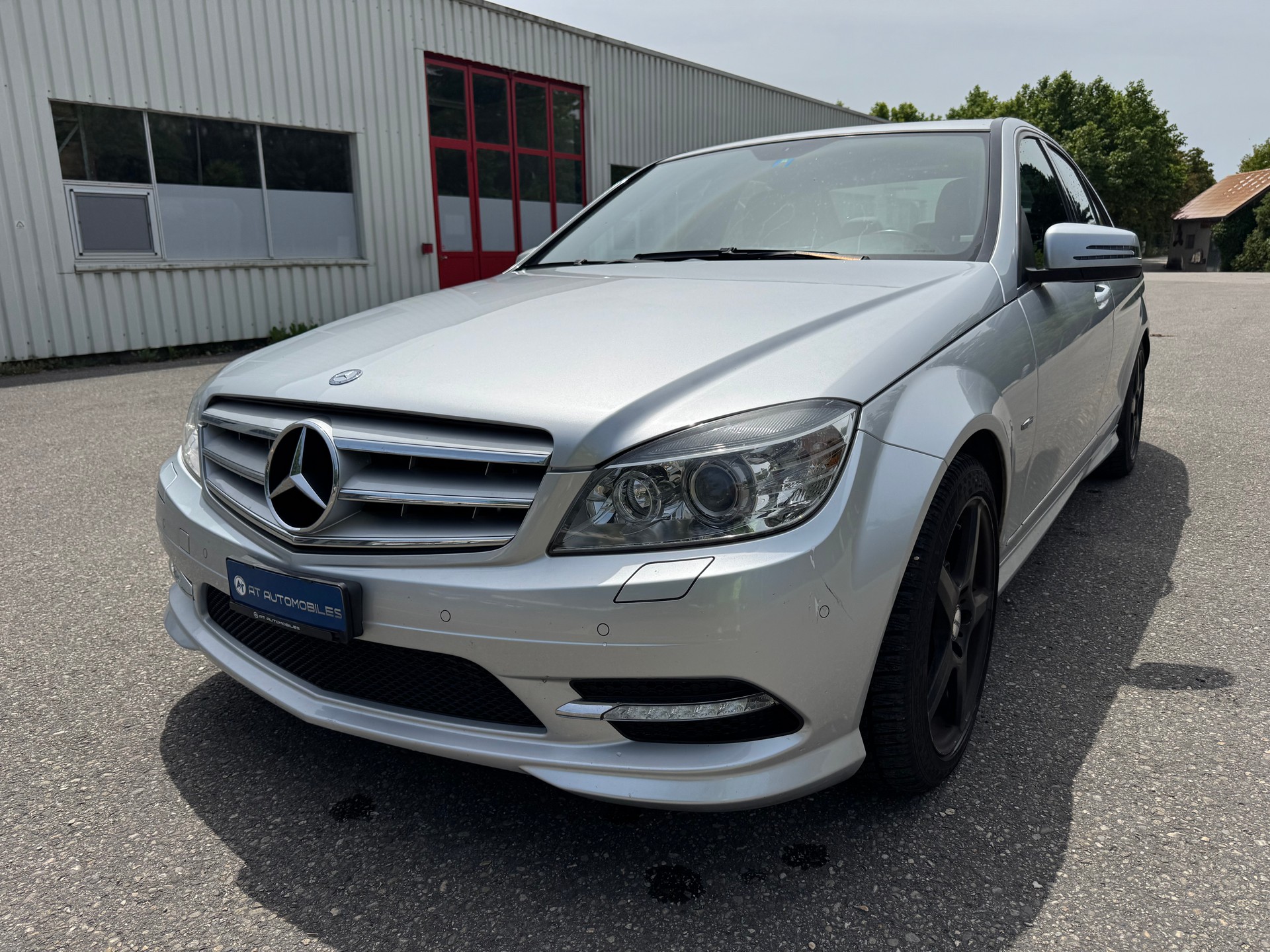 MERCEDES-BENZ C 250 CGI BlueEfficiency Elégance Automatic-image-1