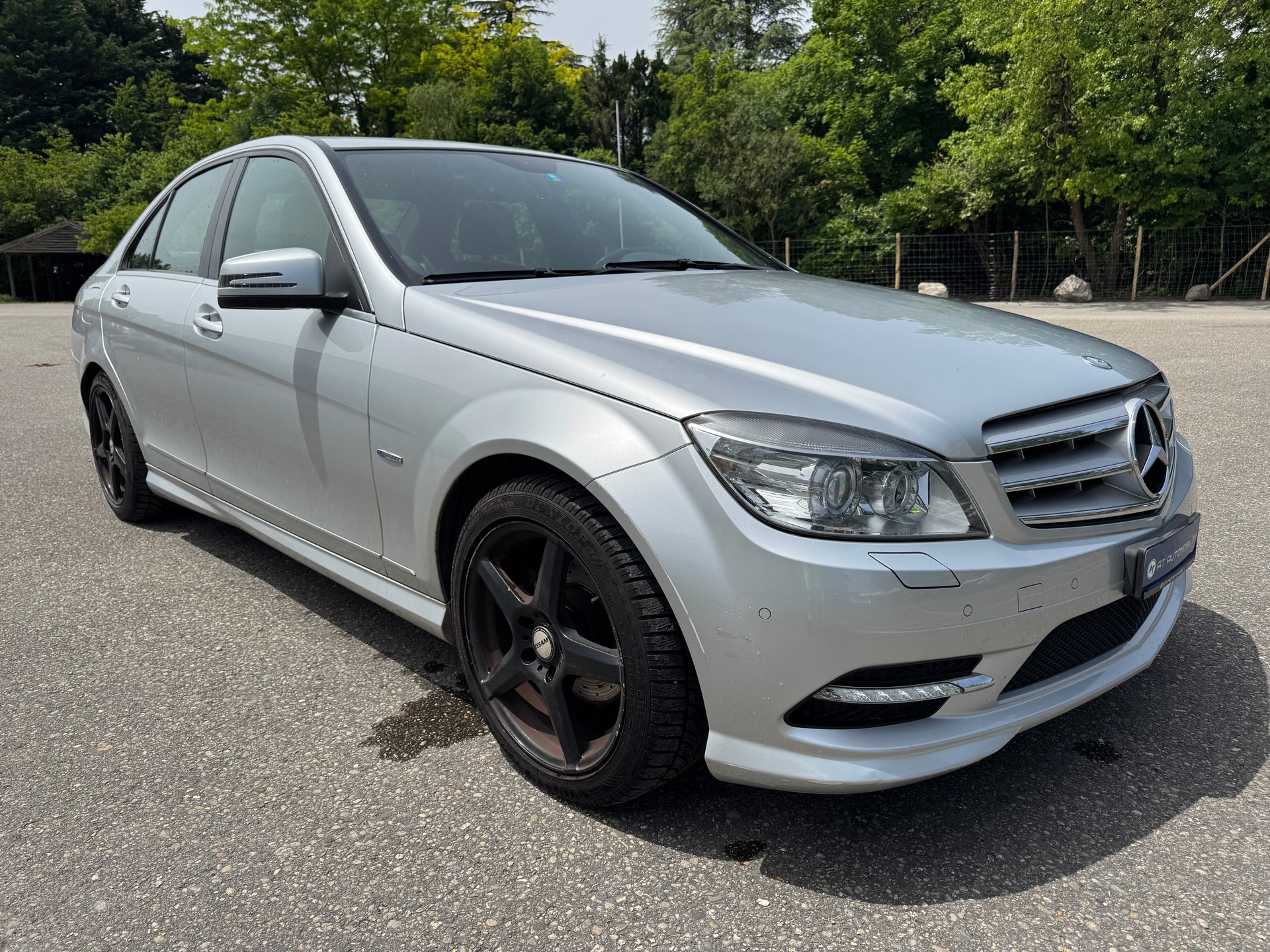 MERCEDES-BENZ C 250 CGI BlueEfficiency Elégance Automatic-image-3