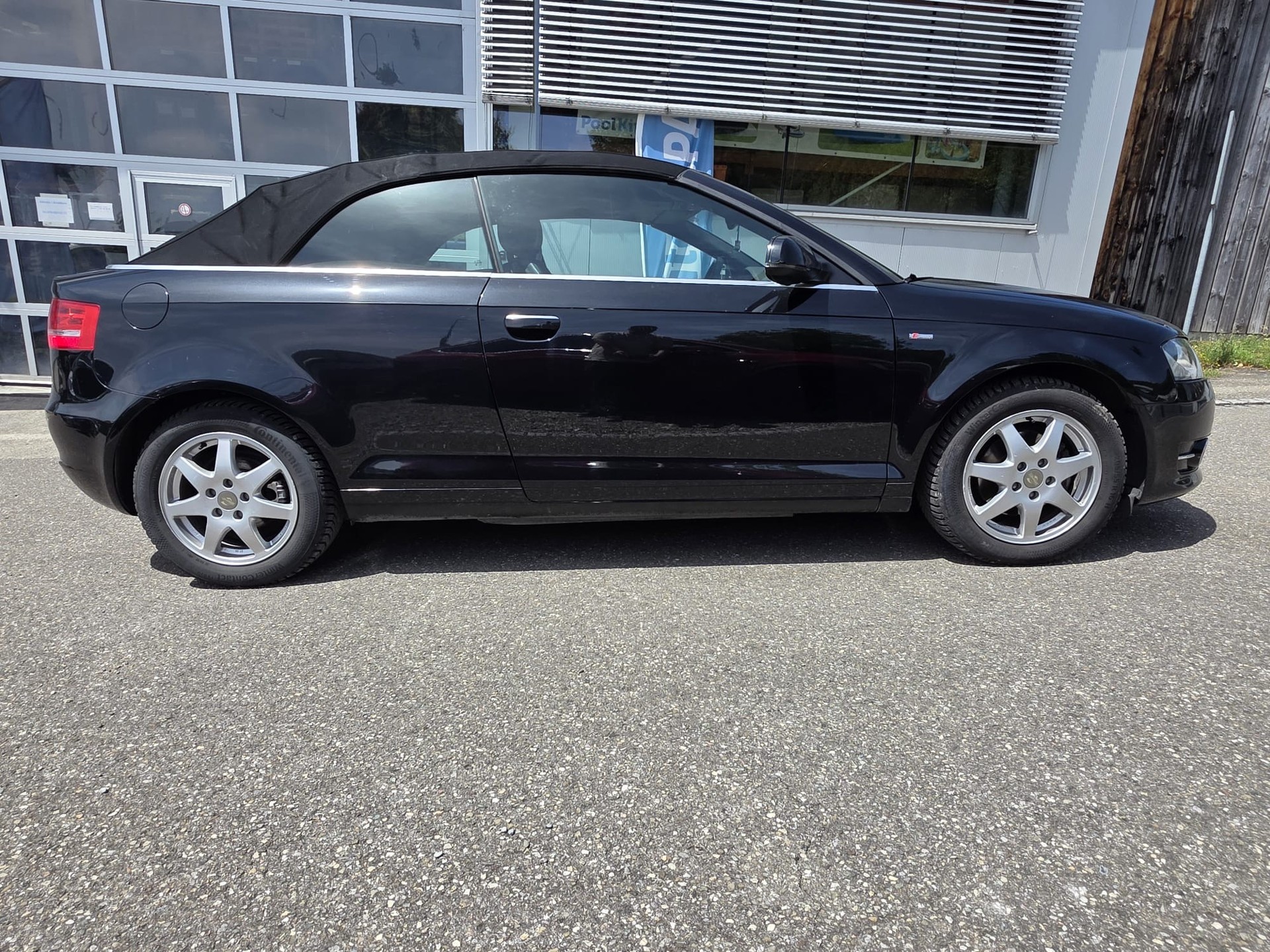 AUDI A3 Cabriolet 1.8 TFSI Ambition S-tronic-image-14