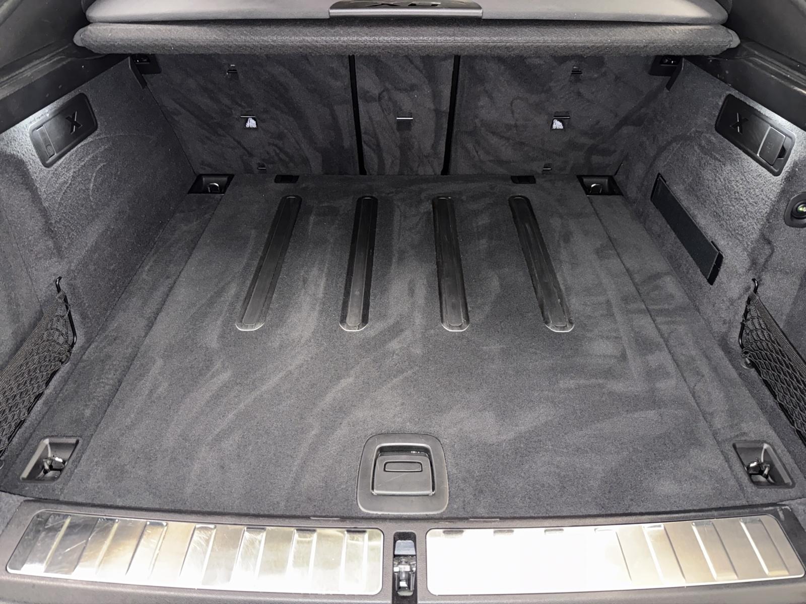 BMW X6 40i xDrive M SPORT PRO-image-22