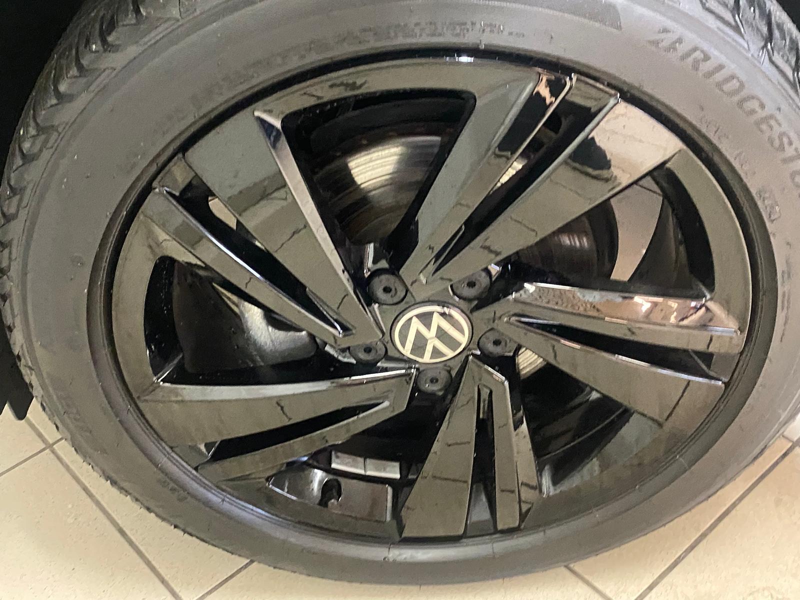 VW T-Roc Cabriolet 1.5 TSI EVO R-Line "Karmann Edition"DSG-image-8