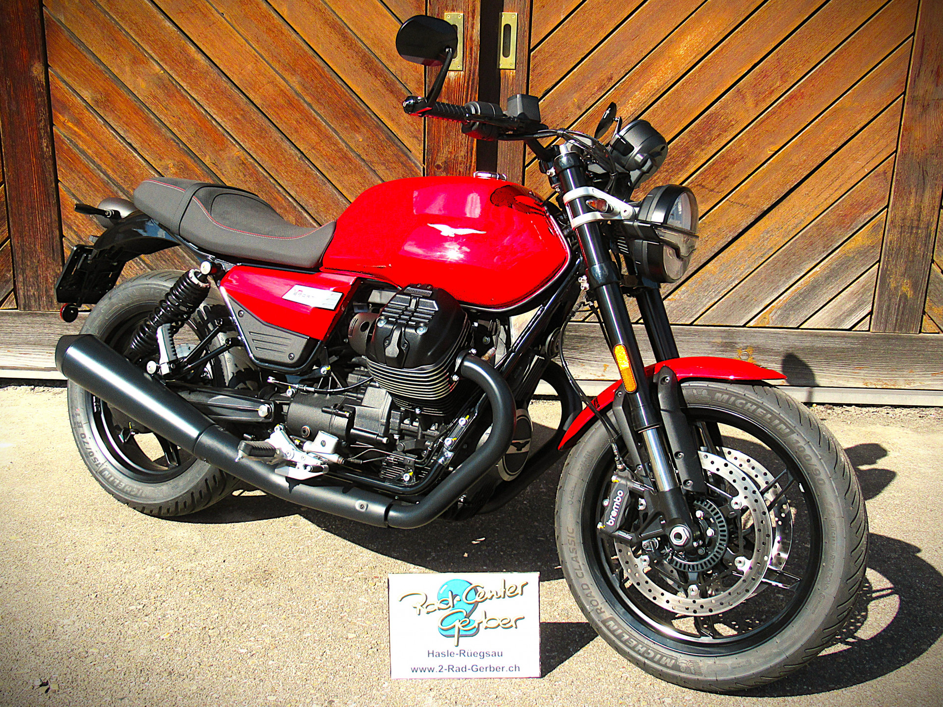 MOTO GUZZI V7 850 Sport
