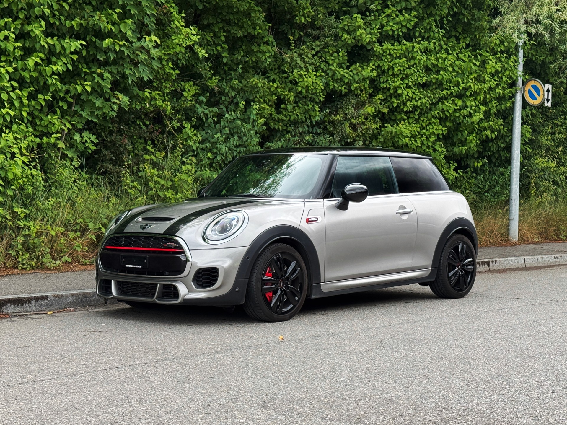 MINI Cooper John Cooper Works Steptronic-showroom-element-1