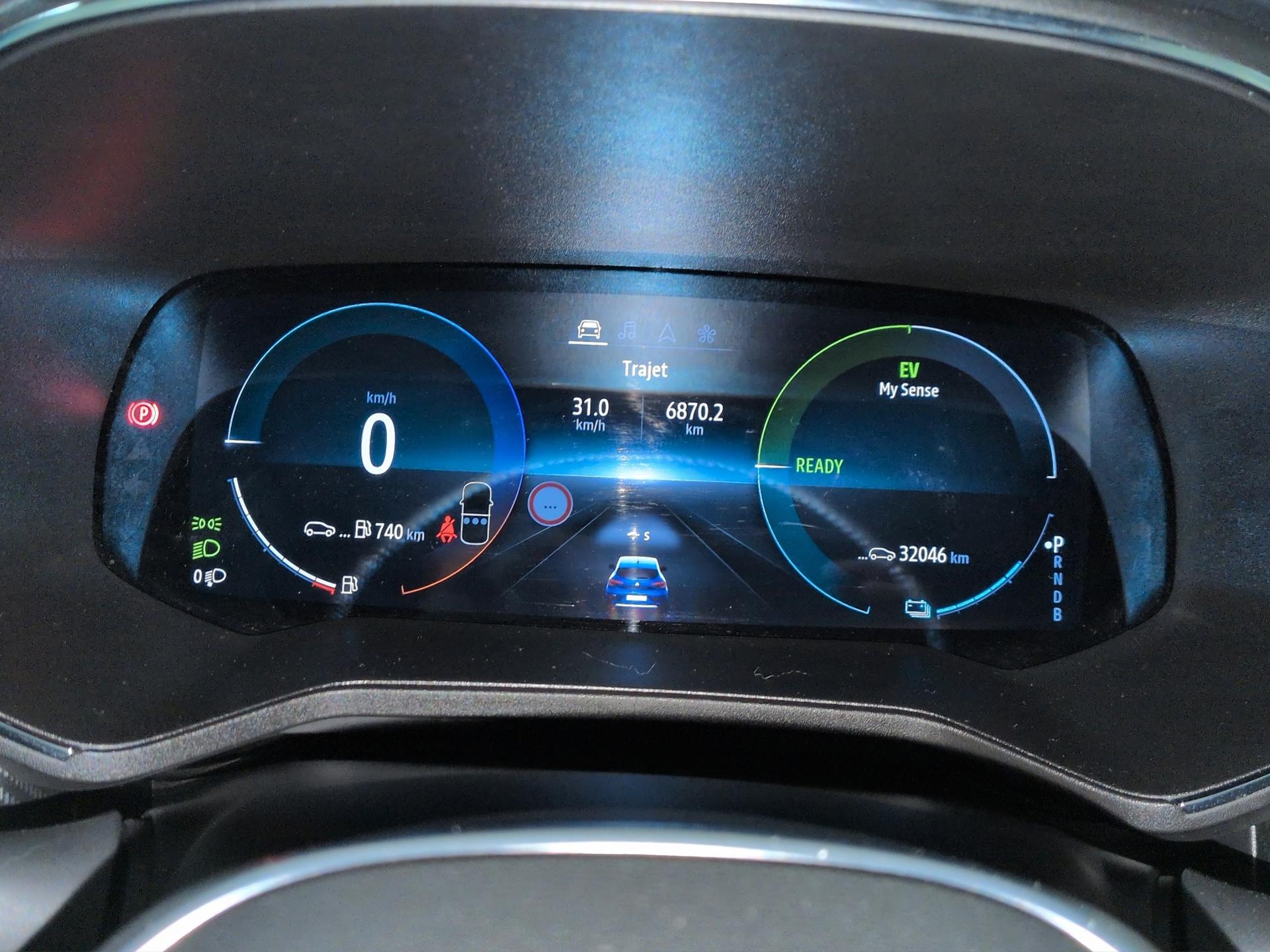 RENAULT Clio 1.6 E-Tech RS Line-image-10
