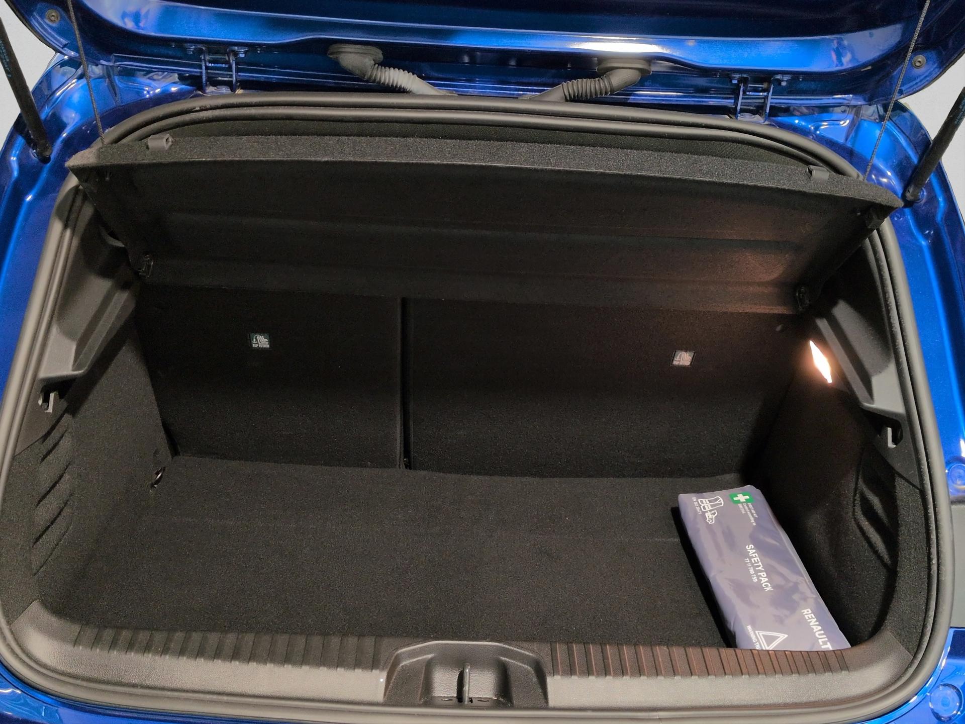 RENAULT Clio 1.6 E-Tech RS Line-image-13