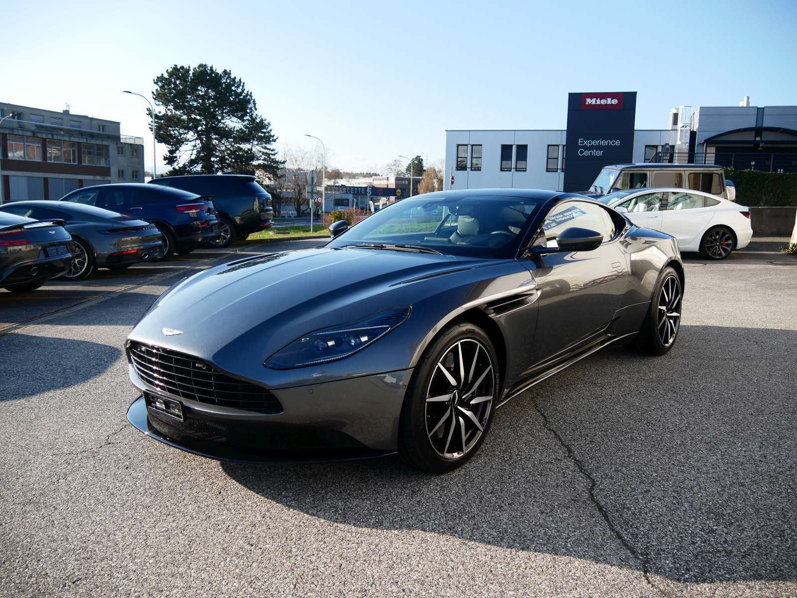 ASTON MARTIN DB11 V8 Touchtronic 3