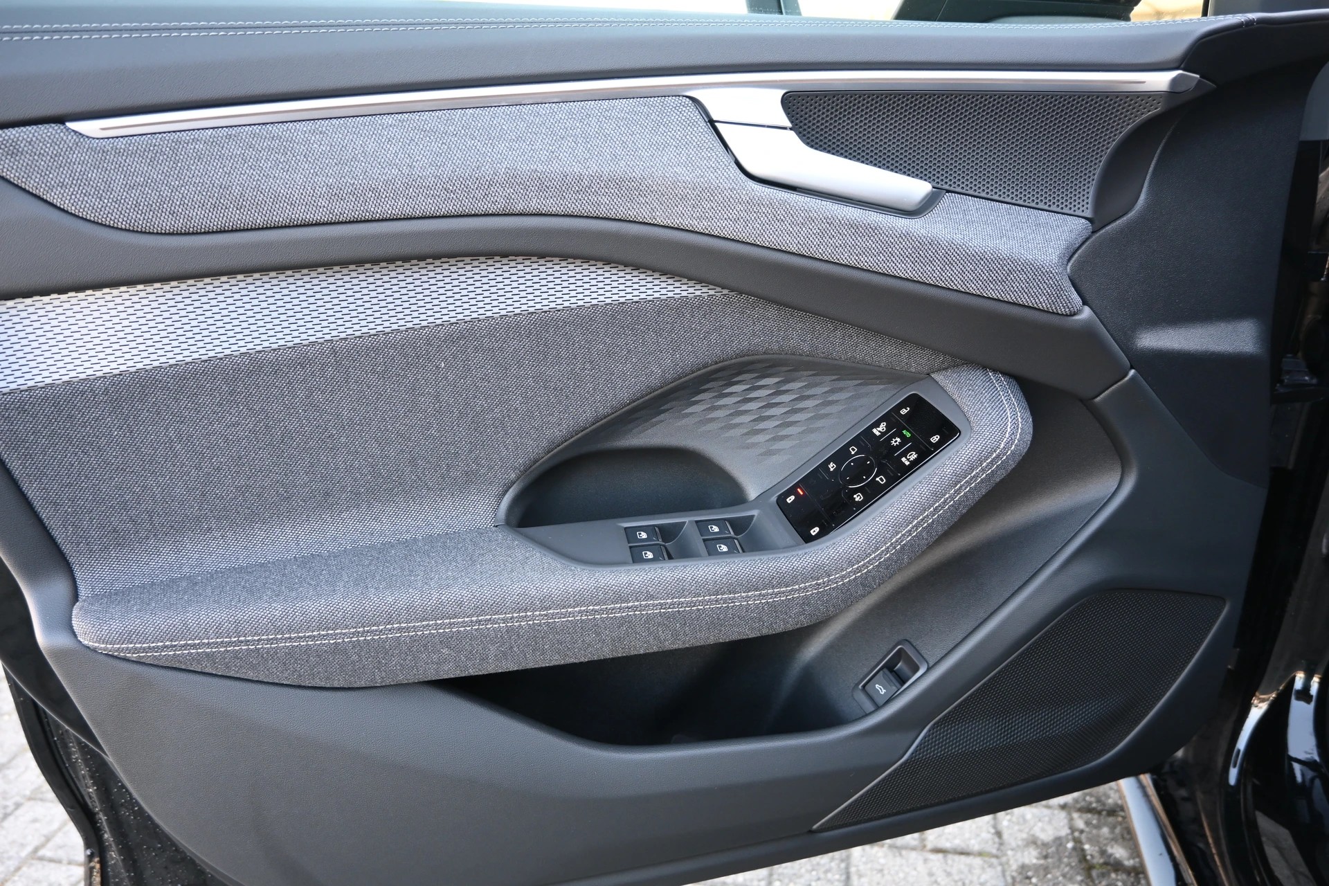 AUDI A6 Limousine 40 TDI S-Line Plus S tronic-image-18