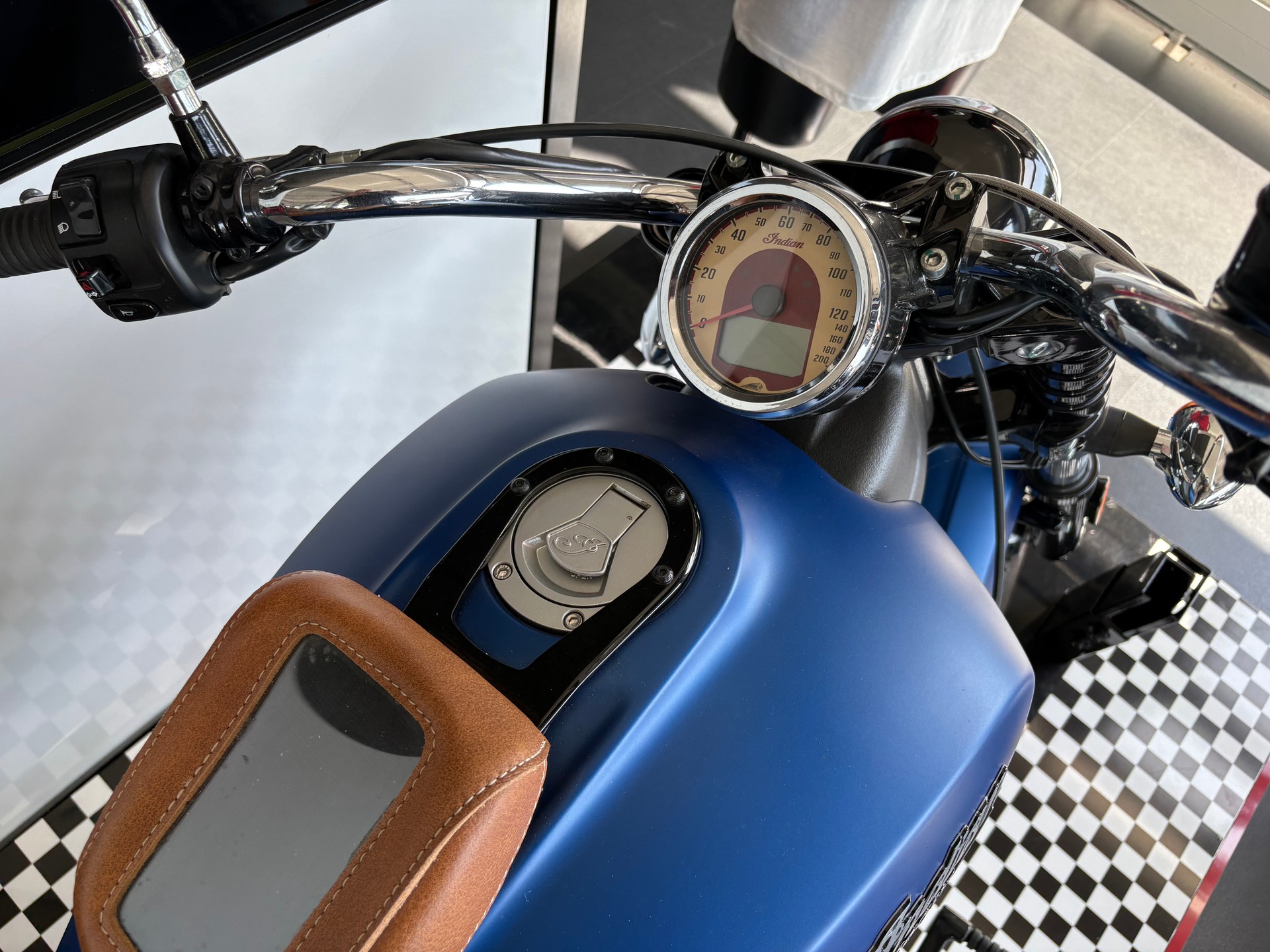INDIAN Scout ABS-image-7