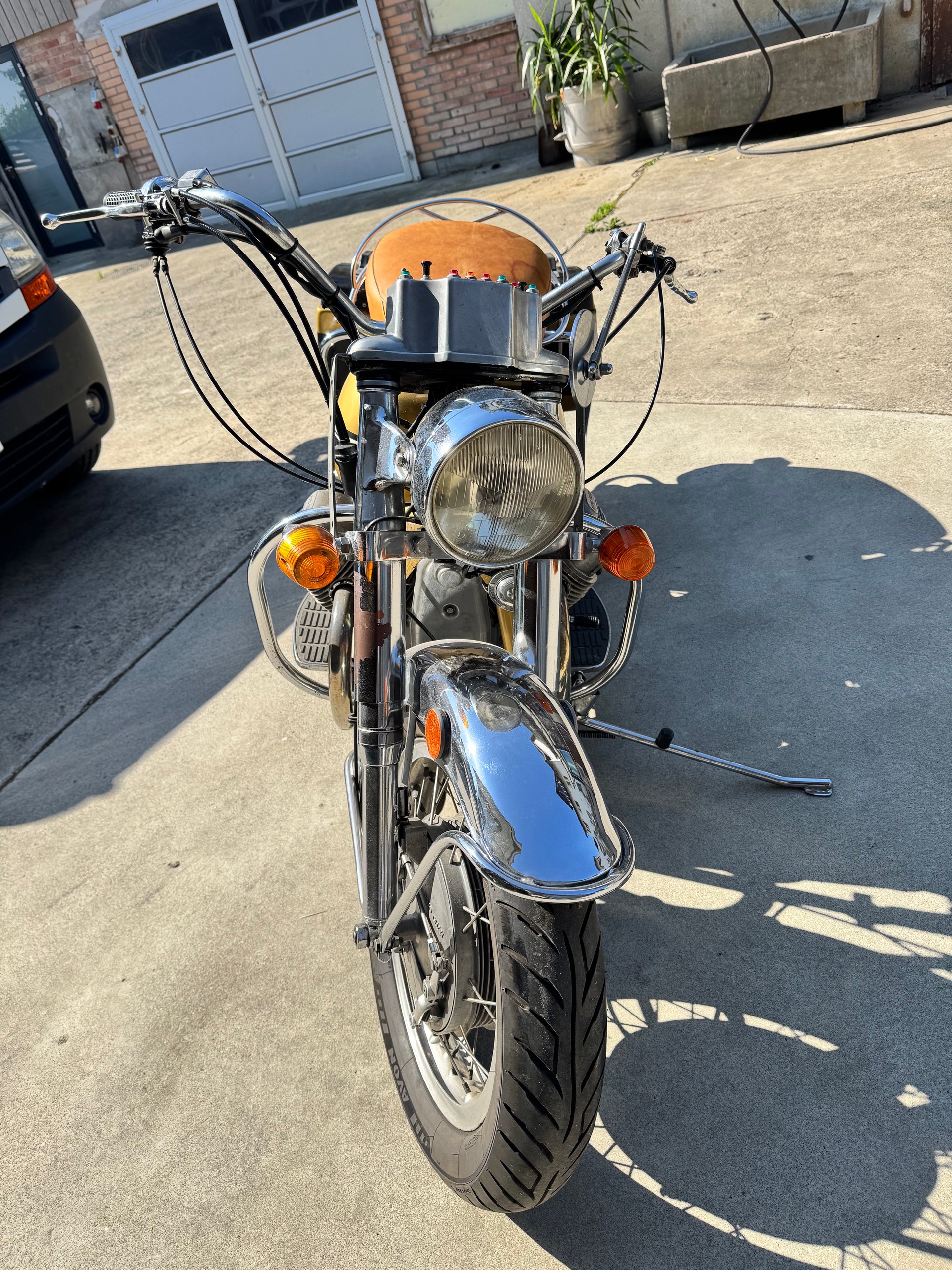 MOTO GUZZI-image-1
