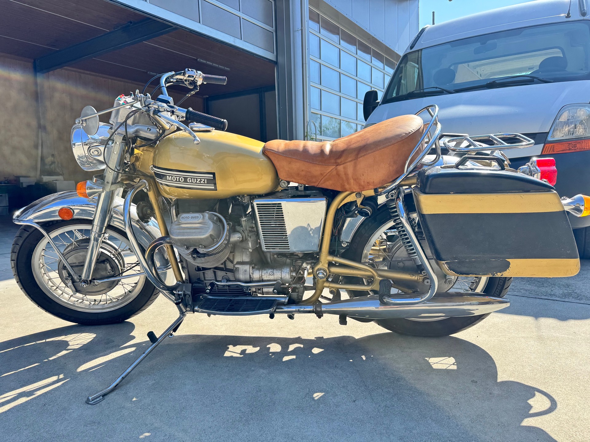 MOTO GUZZI-image-0