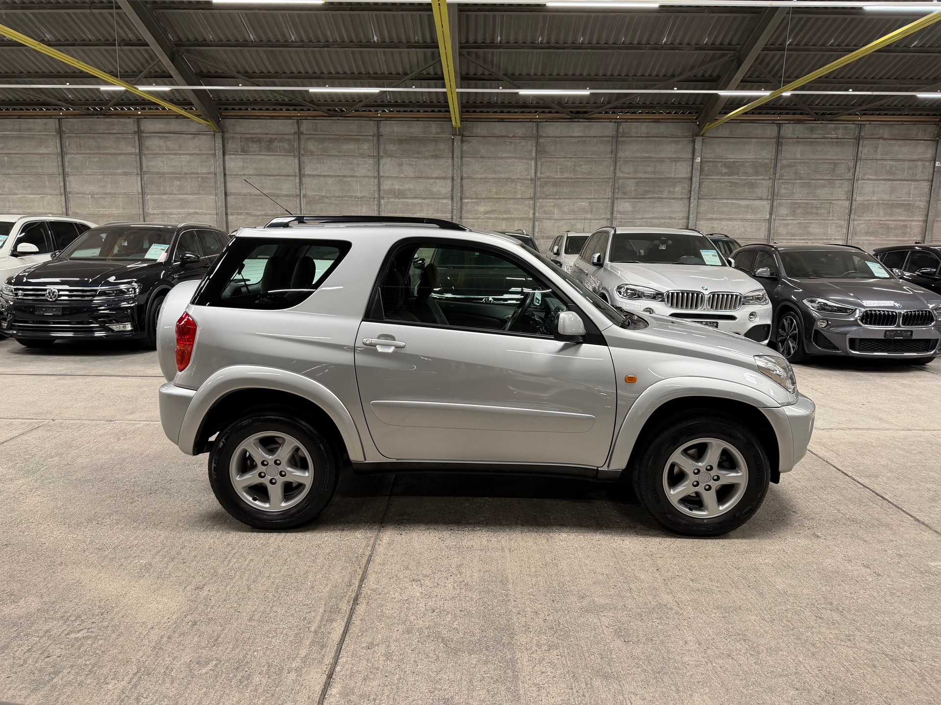 TOYOTA RAV-4 2.0 16V Linea Sol-showroom-element-2