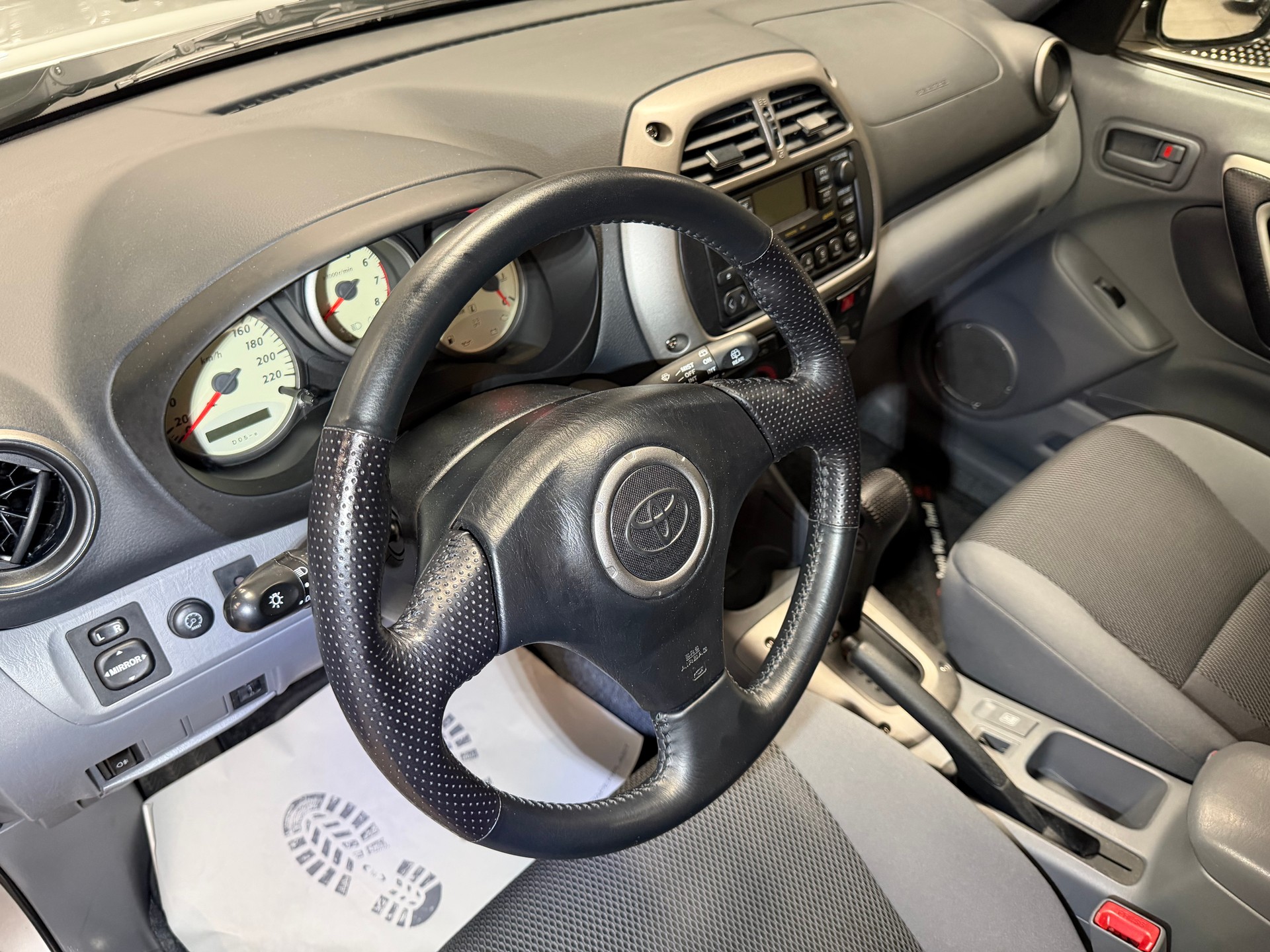 TOYOTA RAV-4 2.0 16V Linea Sol-image-15