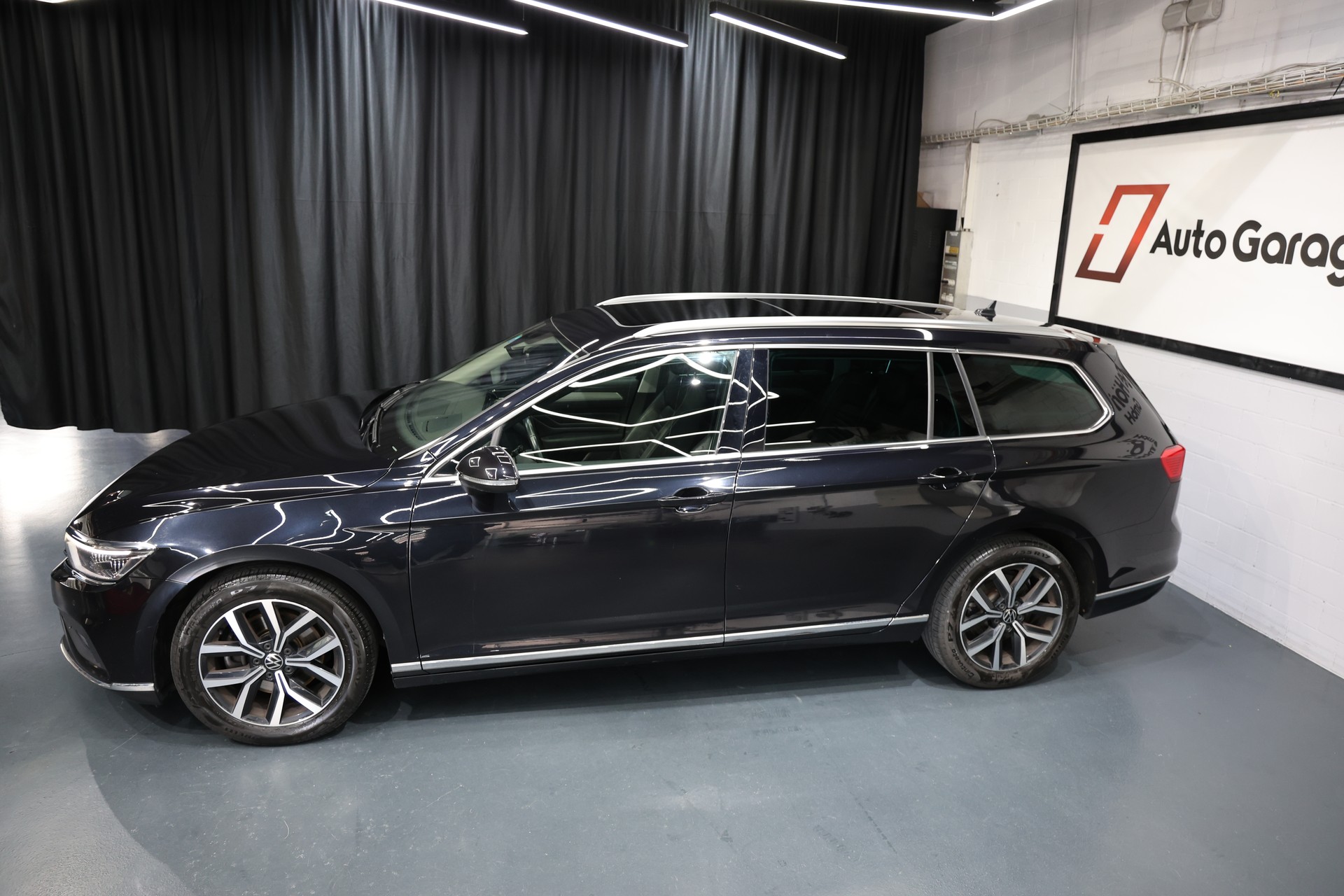 VW Passat 2.0 TDI BMT Highline 4Motion DSG Vollausstattung 200PS-image-4