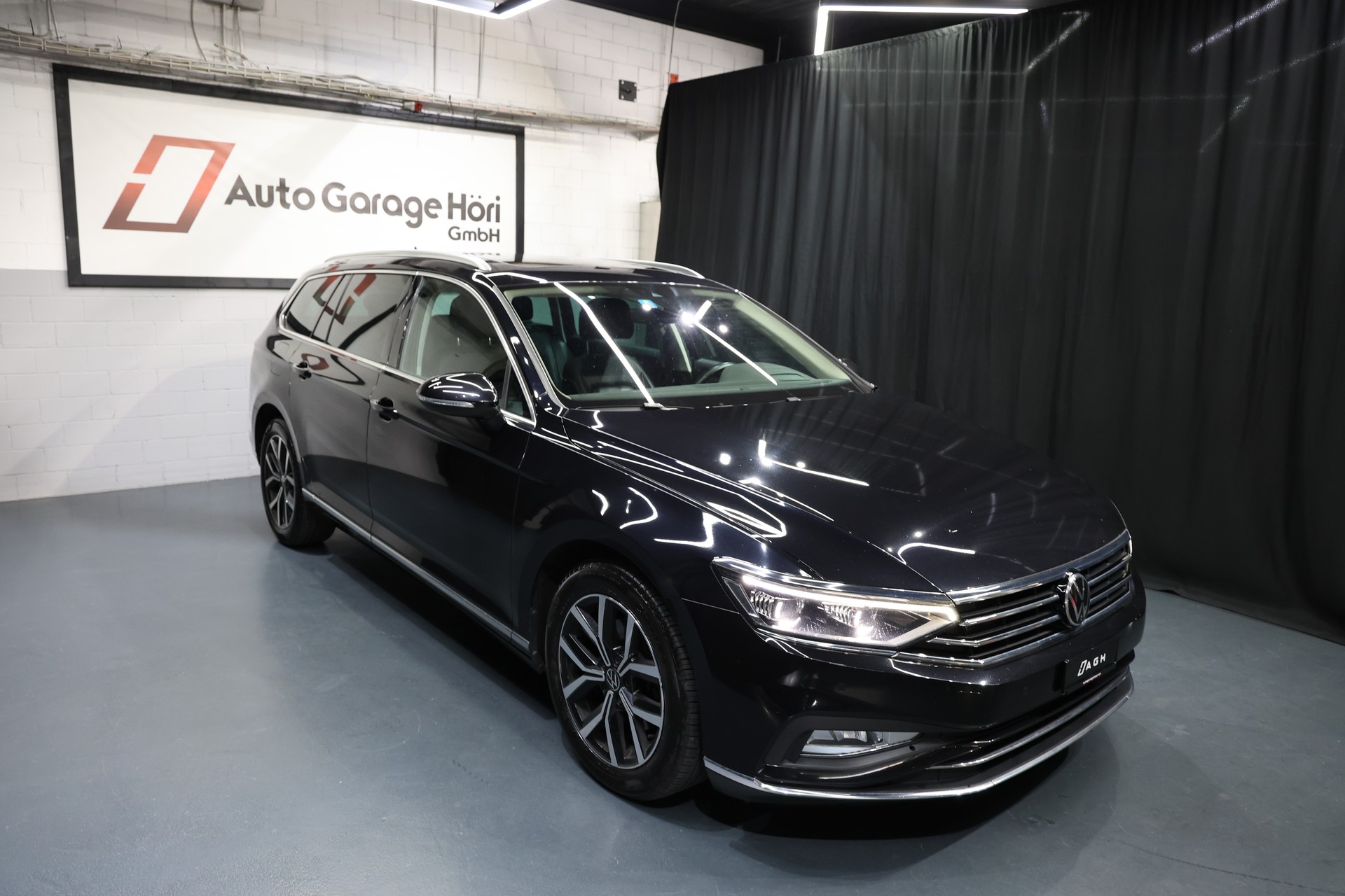 VW Passat 2.0 TDI BMT Highline 4Motion DSG Vollausstattung 200PS-image-9