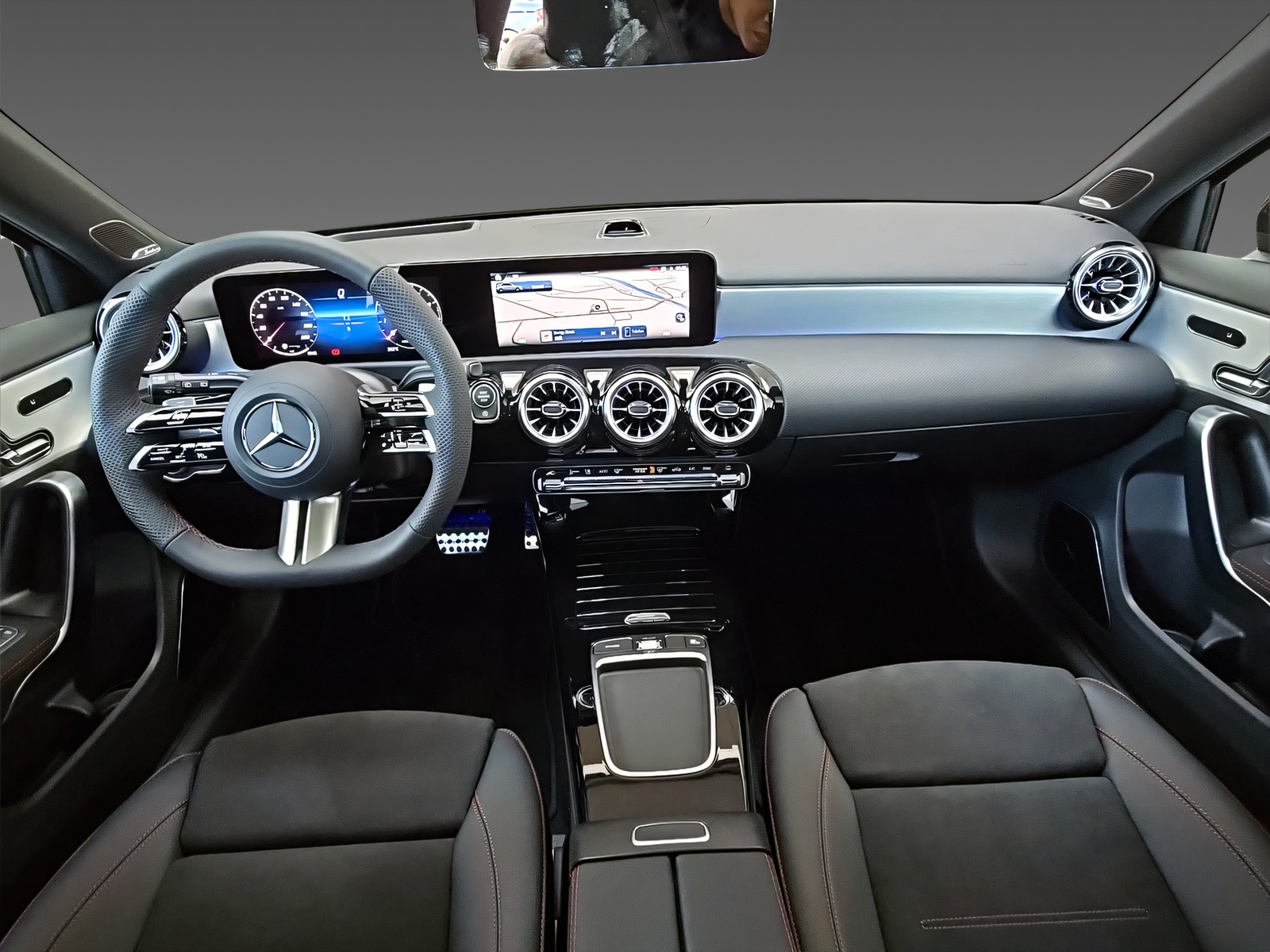 MERCEDES-BENZ A 250 4Matic AMG Line-image-8
