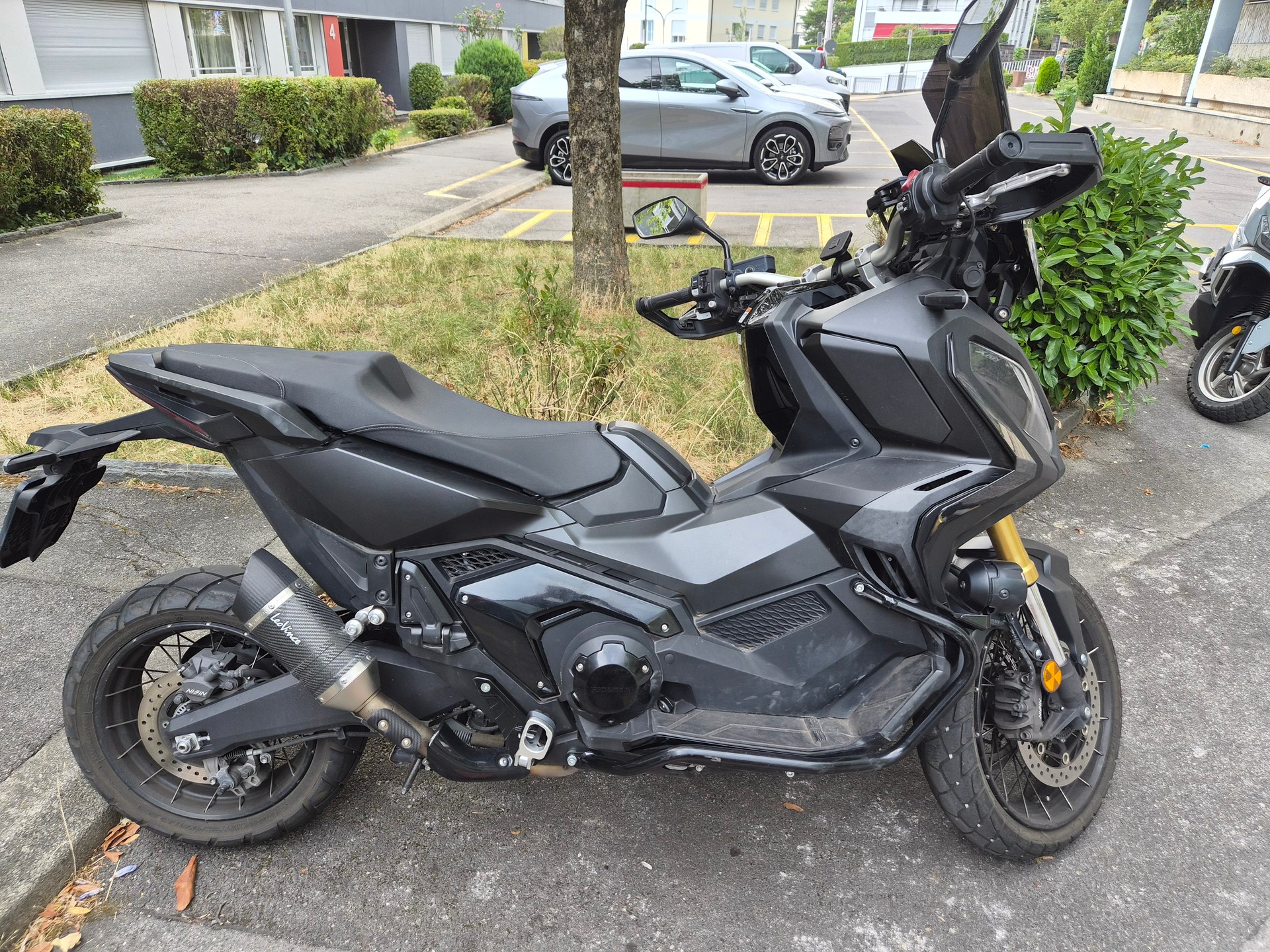 HONDA X-ADV 750-image-0