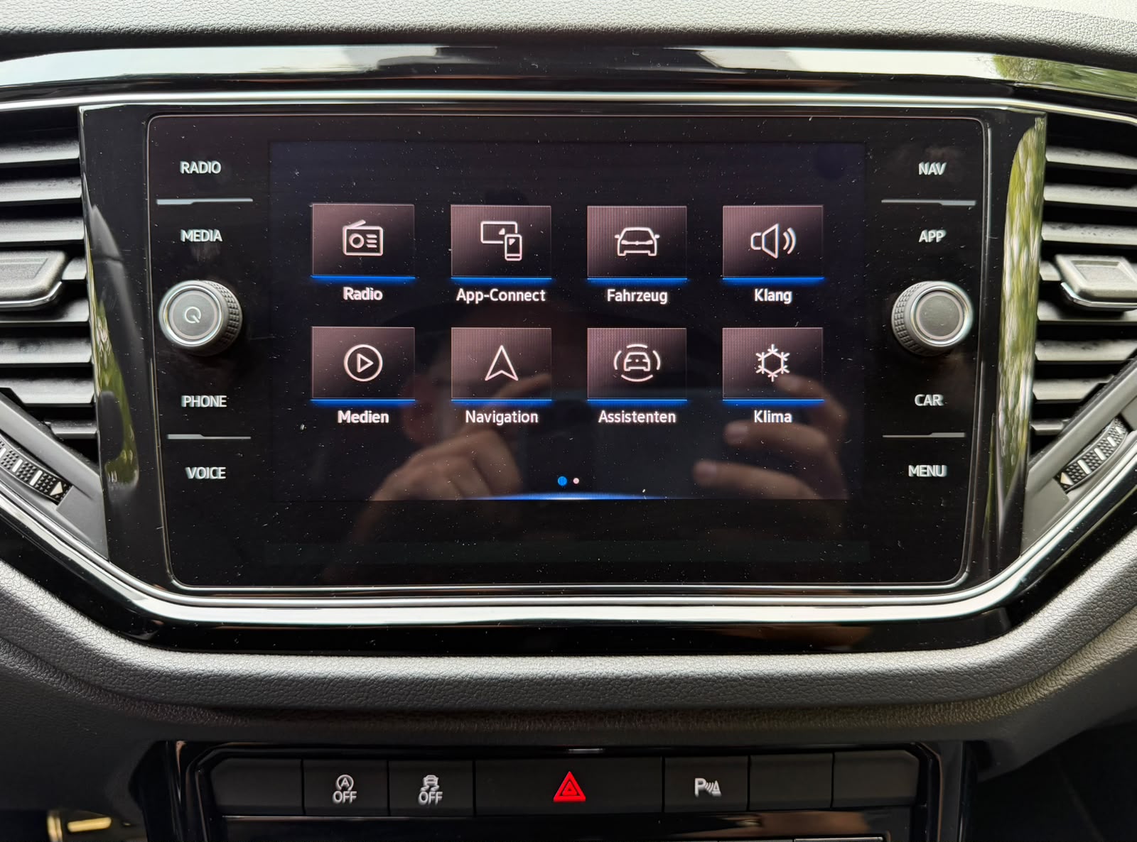 VW T-Roc 2.0 TSI R DSG 4Motion-image-23