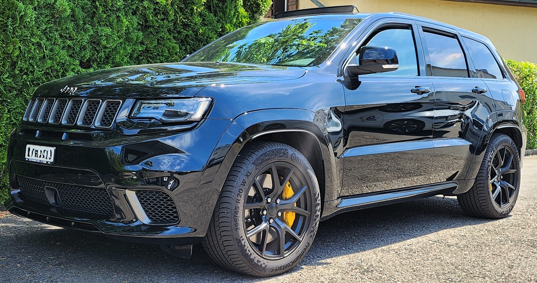 JEEP Grand Cherokee 6.2 V8 HEMI Trackhawk Automatic-image-2