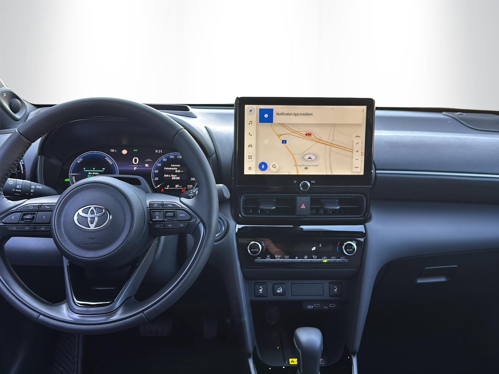 TOYOTA Yaris Cross 1.5 VVT-i HSD Premium AWD-i-image-9