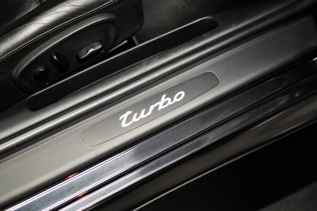 PORSCHE 911 Turbo-image-20