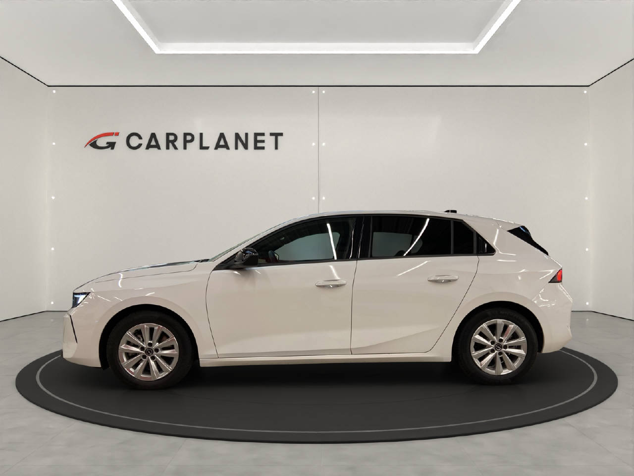 OPEL Astra 1.2 T Hybrid Edition-showroom-element-1