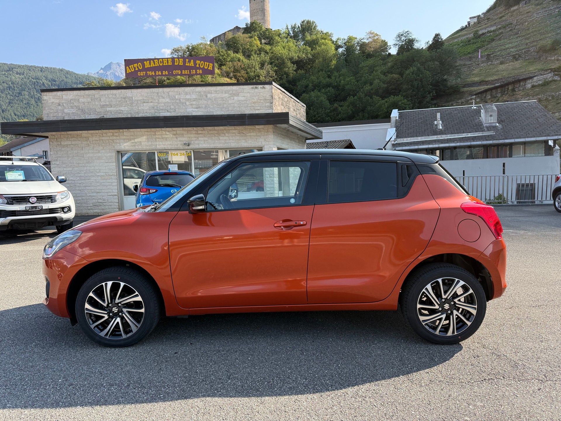 SUZUKI Swift 1.2 Compact Top 4x4 Hybrid-image-1