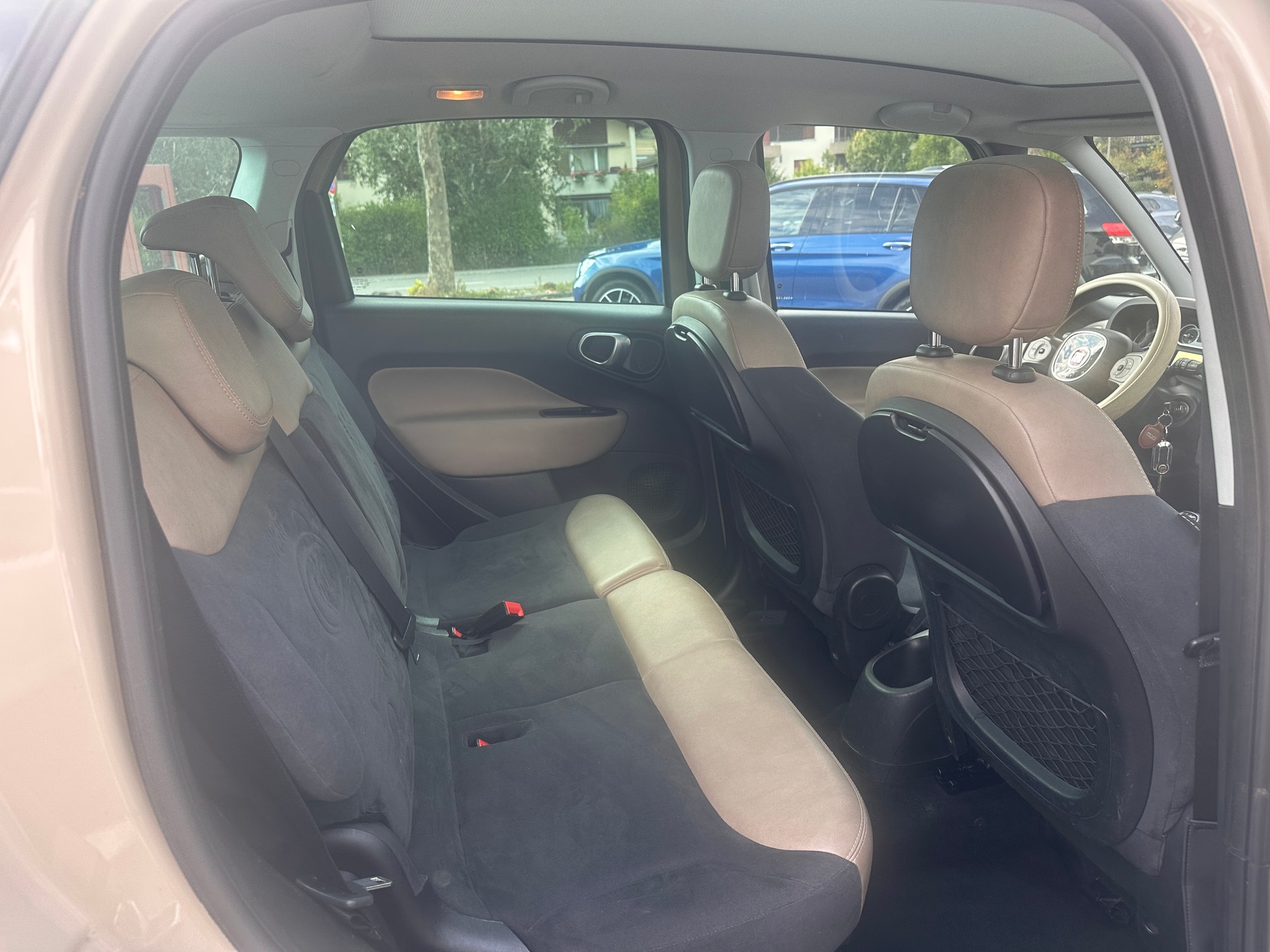 FIAT 500L 1.3 JTD Lounge-image-25