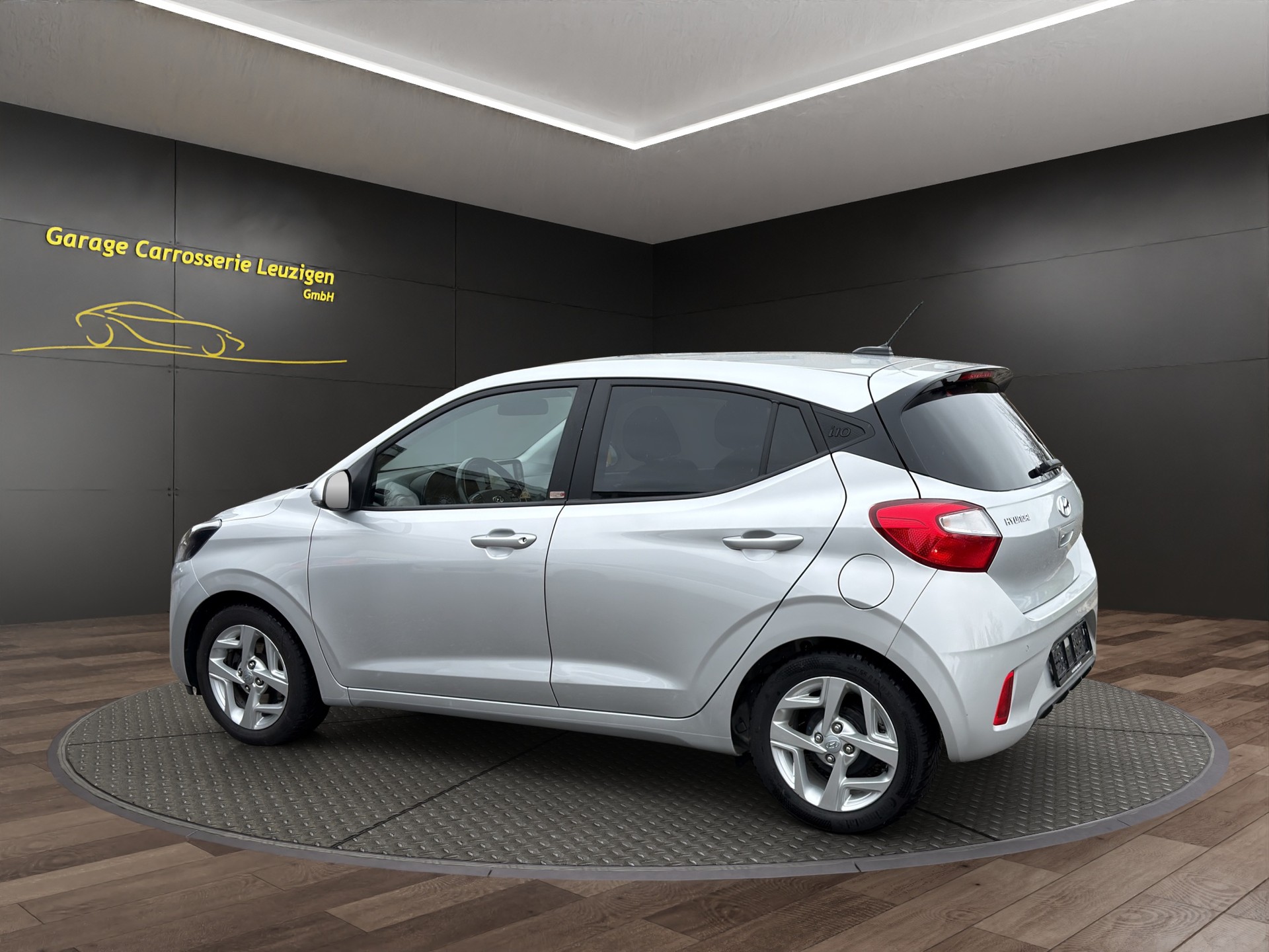 HYUNDAI i10 1.2 Amplia Automat-image-3