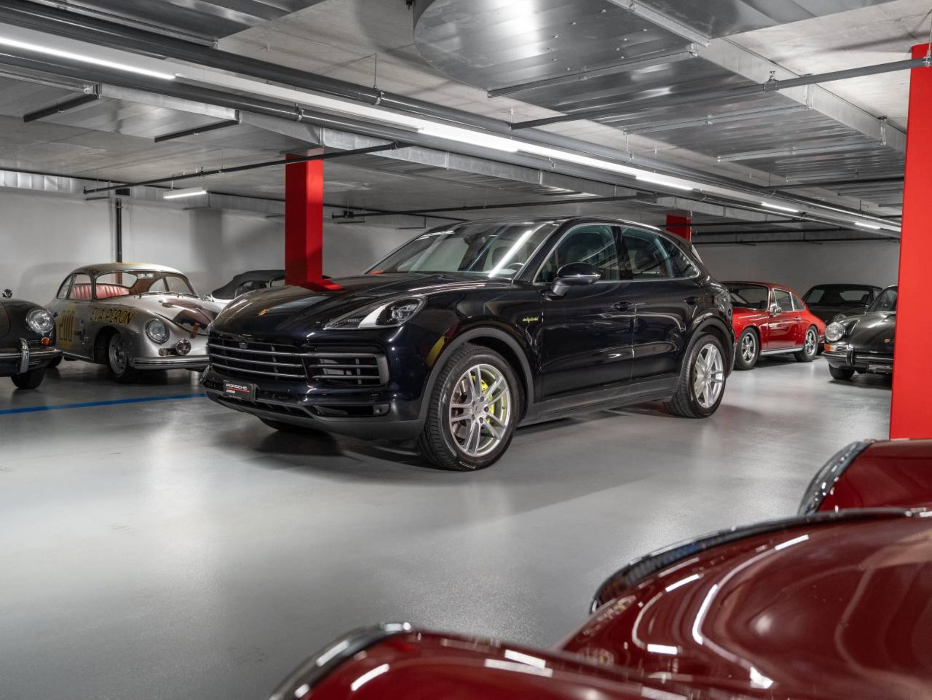 PORSCHE Cayenne E-Hybrid (MY22)