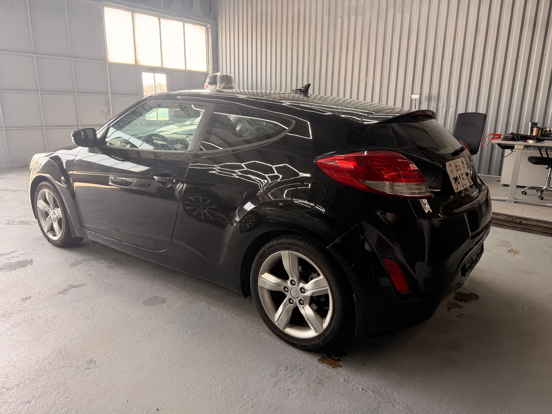 HYUNDAI Veloster 1.6 GDI-showroom-element-2