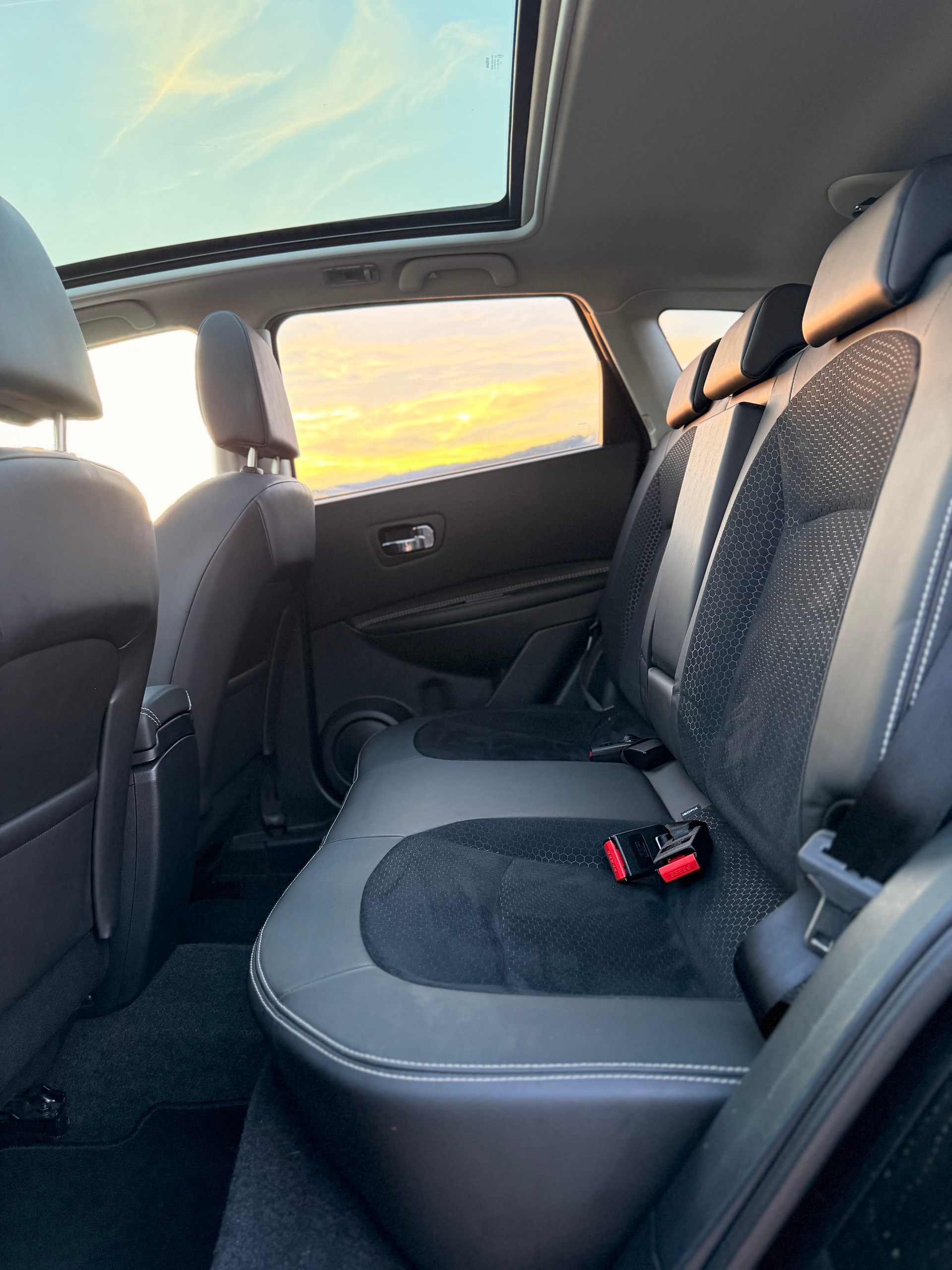 NISSAN Qashqai 2.0 4WD 360-image-30