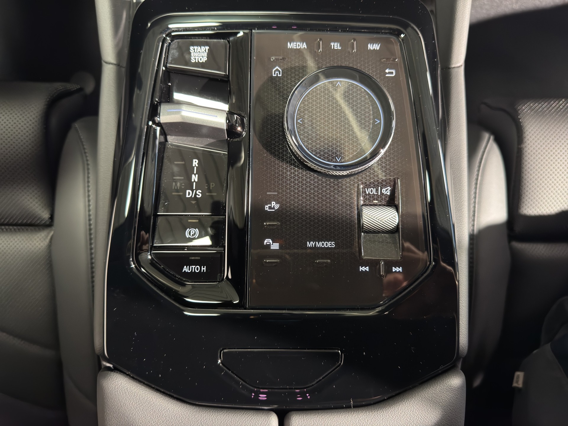BMW 540d xDrive Touring-image-17