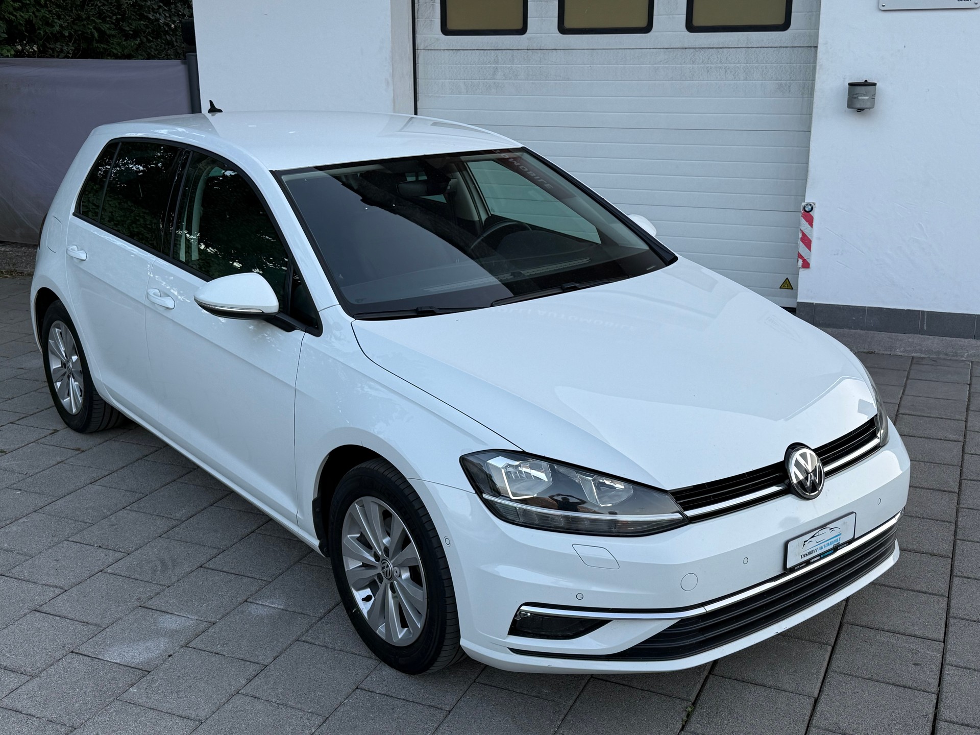 VW Golf 2.0 TDI Highline 4Motion-image-8