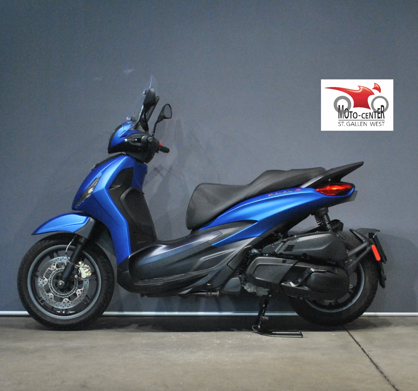 PIAGGIO Beverly 400 Sport-showroom-element-2