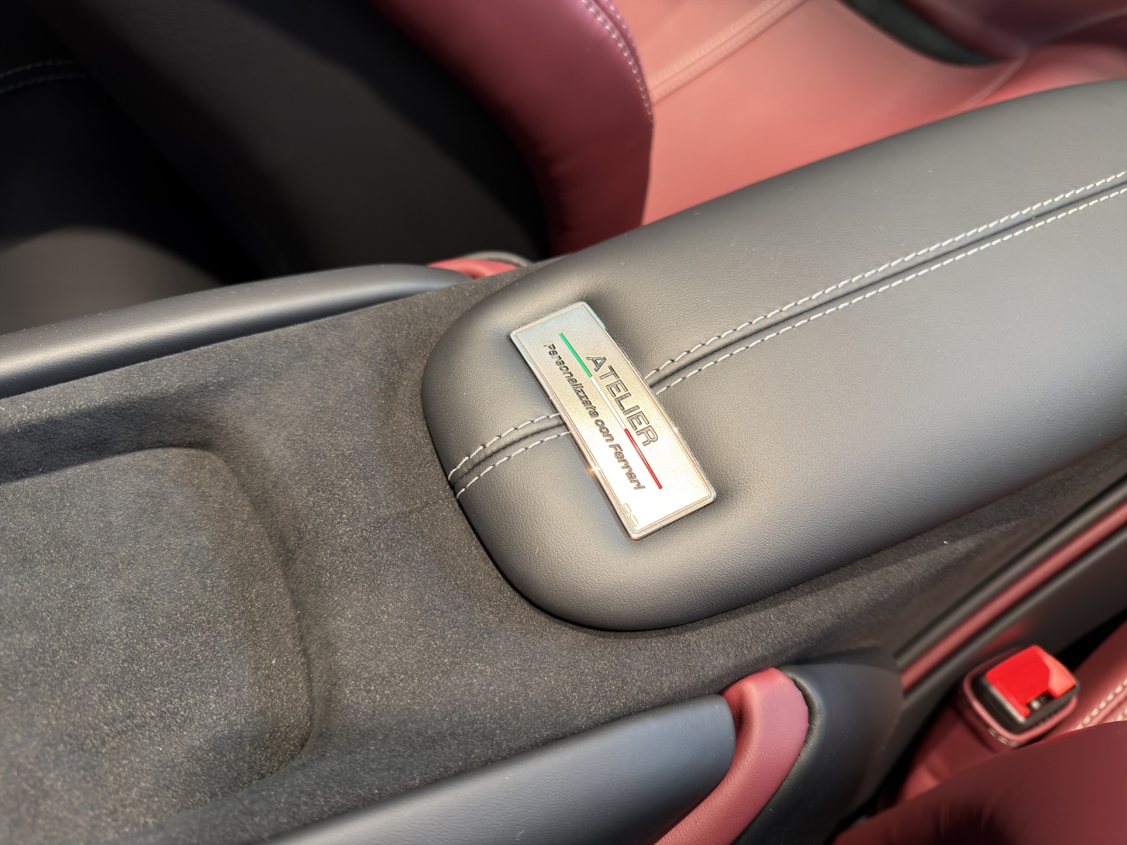 FERRARI Roma Spider 3.9 Turbo-image-11