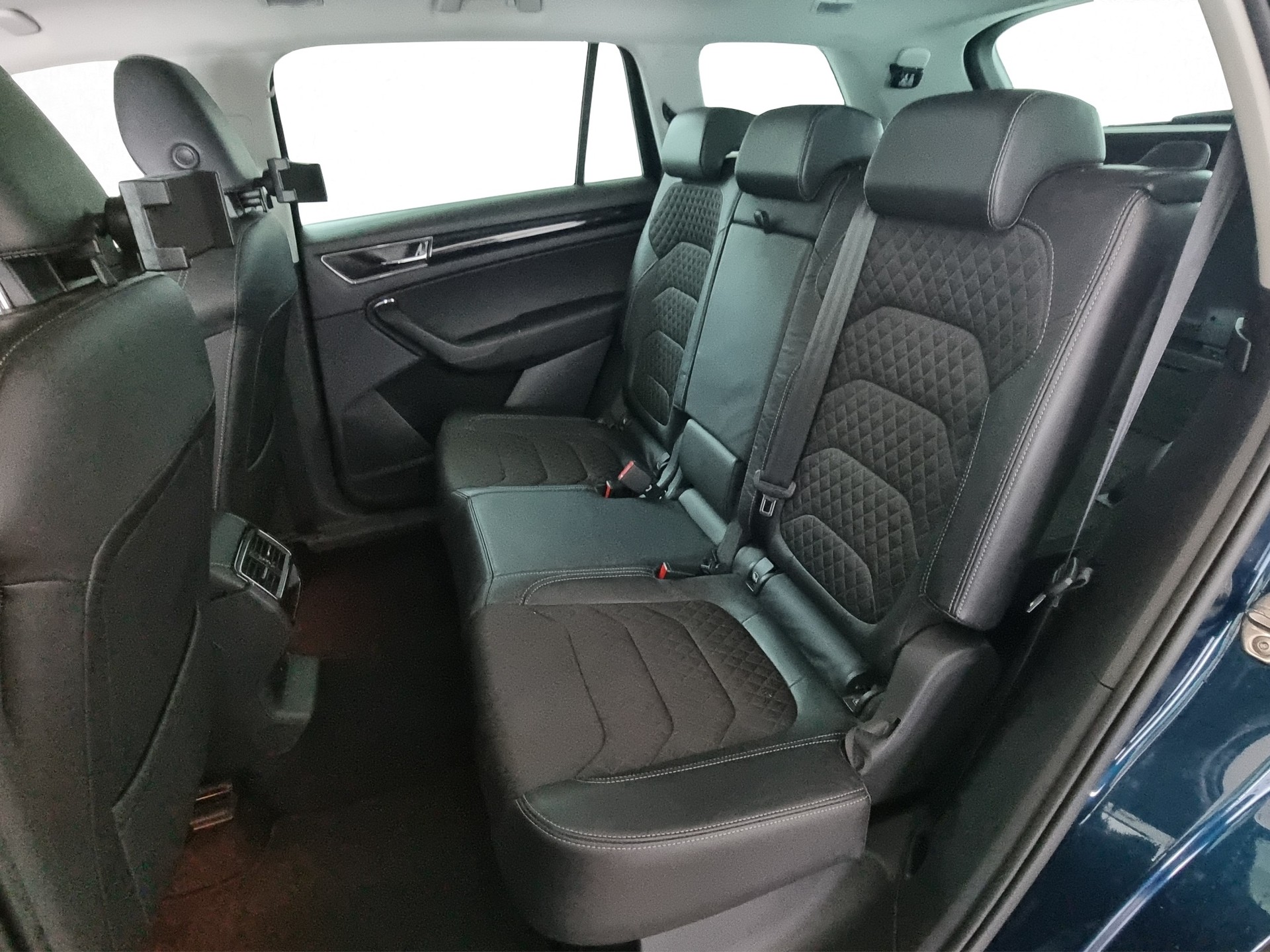 SKODA Kodiaq 2.0 TSI Ambition DSG-image-6
