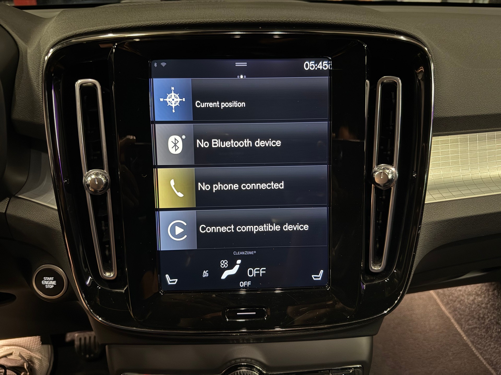 VOLVO XC40 T3 Momentum-image-13
